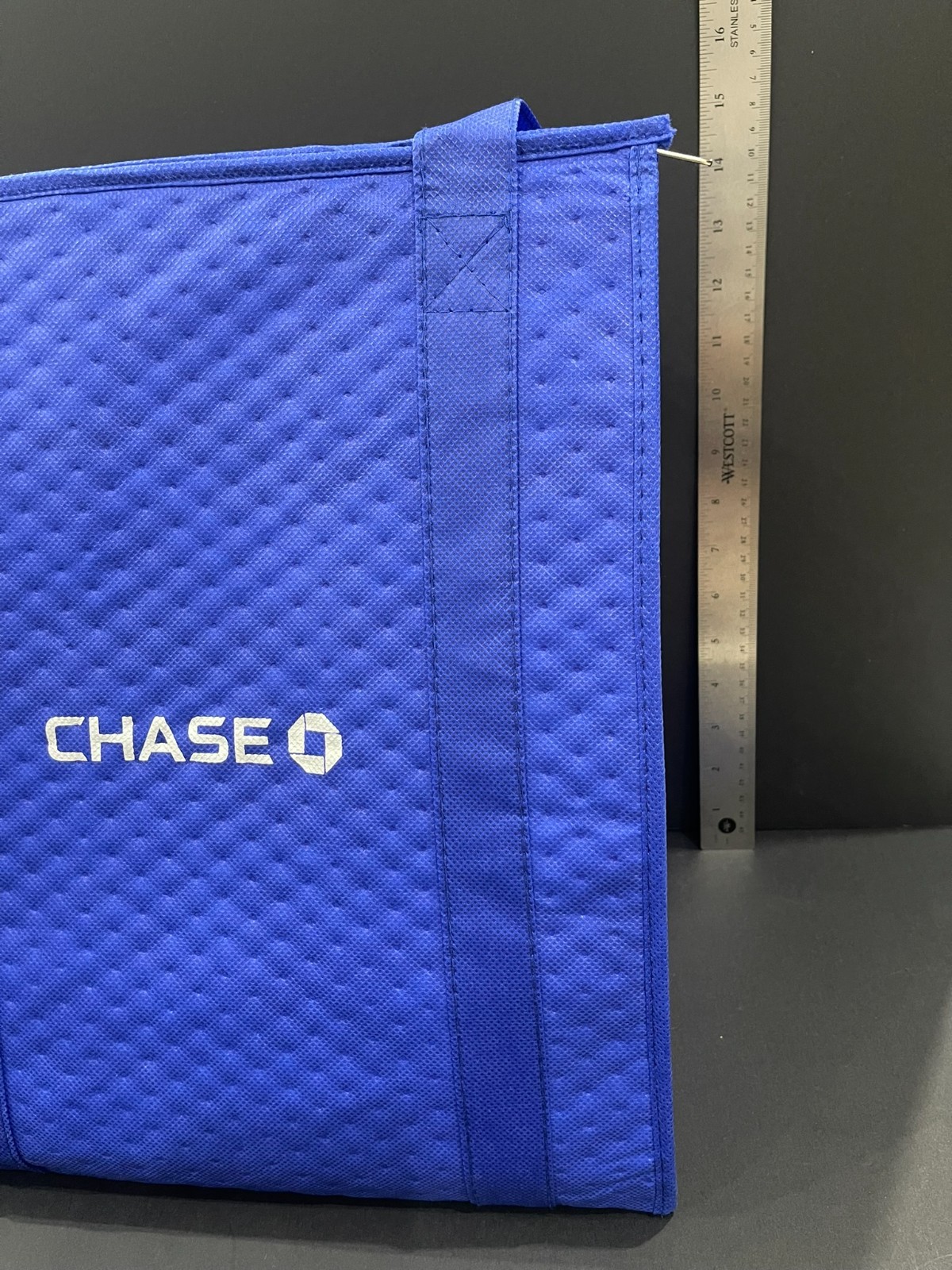 NEW / UNUSED Blue Chase Bank Promotional Insulated Foil Zippered Tote Bag