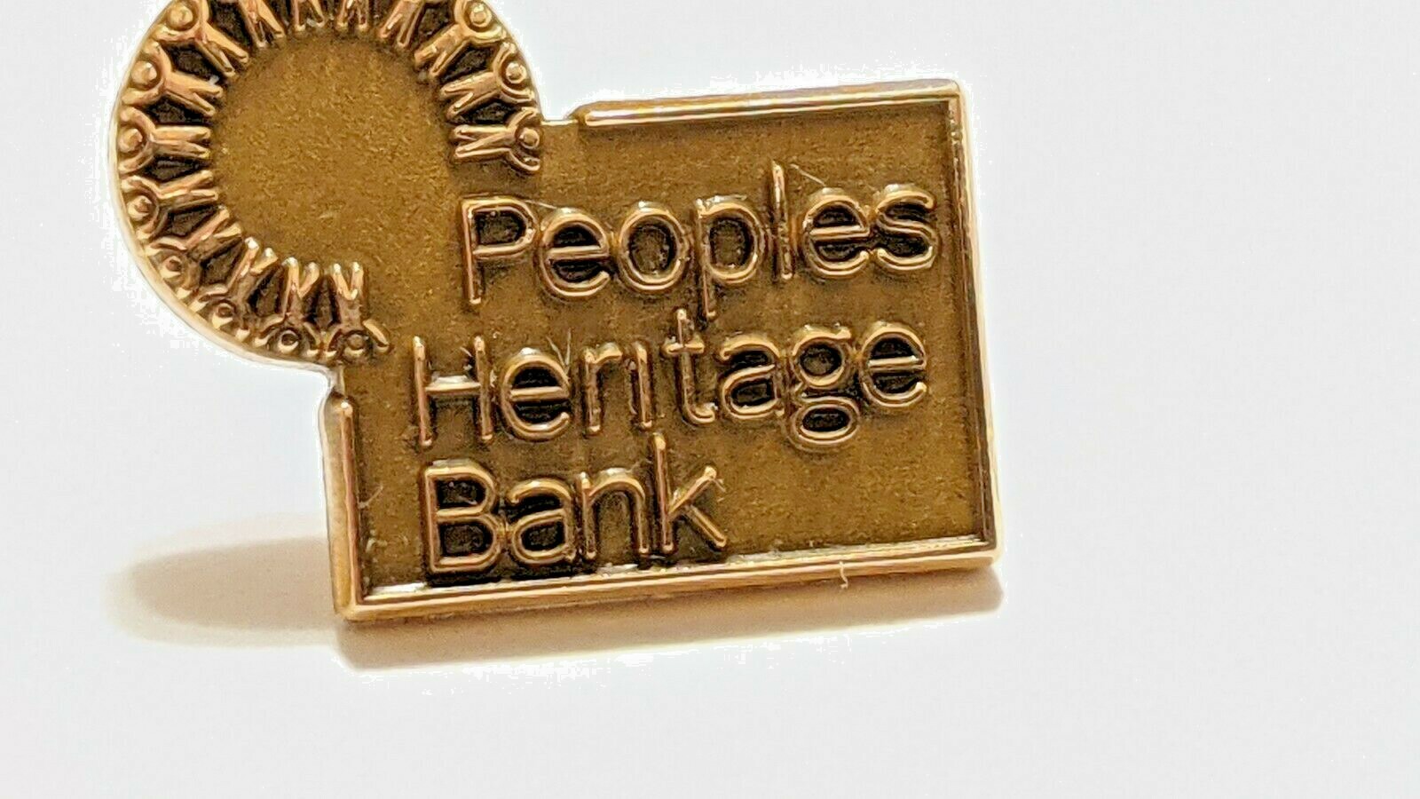 VINTAGE PEOPLES HERITAGE BANK GOLD FILLED PIN
