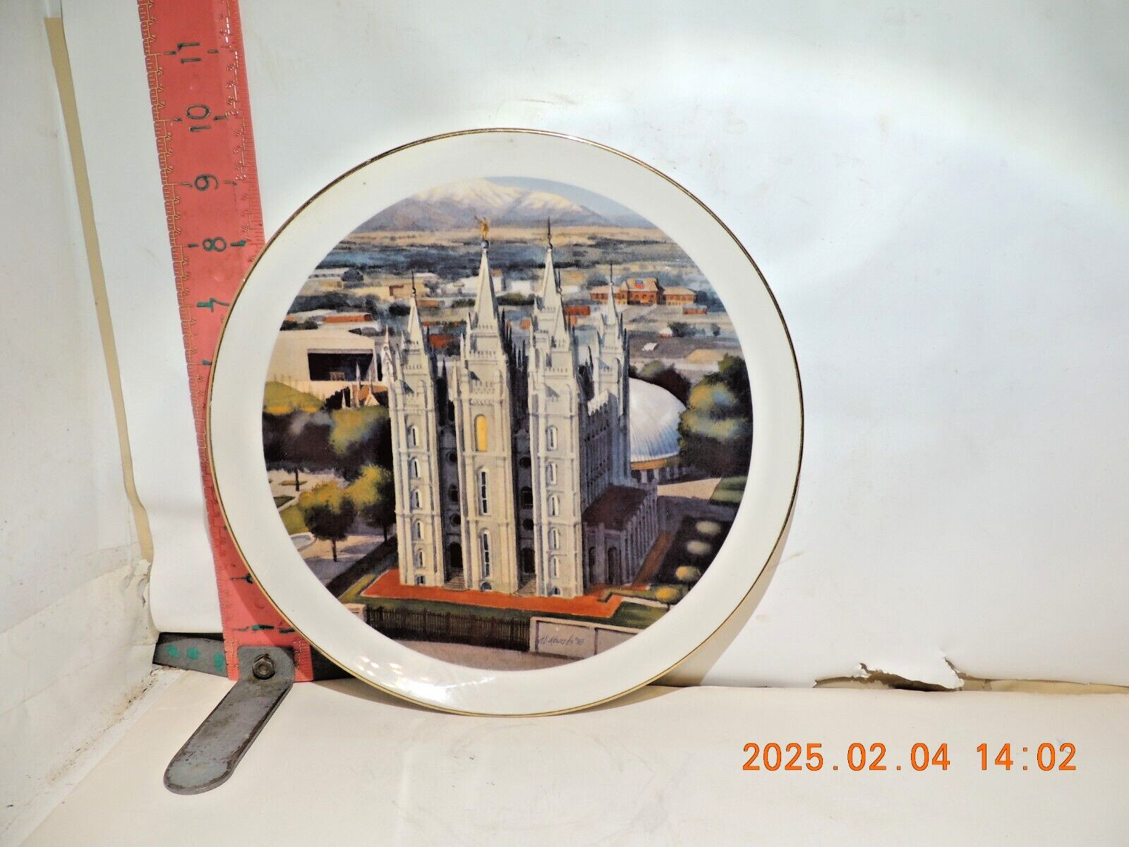 Al Rounds art on plate-L.D.S. Salt Lake Temple – 1983 The Valley Banks promotion