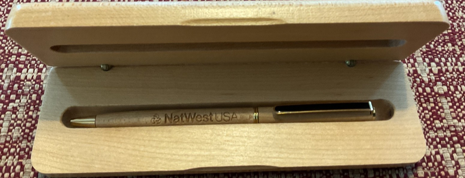 Vintage NatWest Bank USA Pen & Case National Westminster Bank 1980‘s RARE