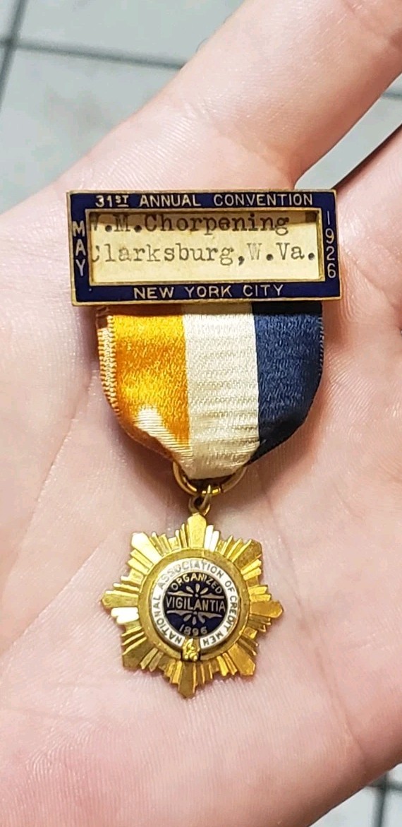 RARE 1927 NYC NEW YORK NATIONAL ASSOCIATION OF CREDIT MEN LABOR UNION MEDAL PIN