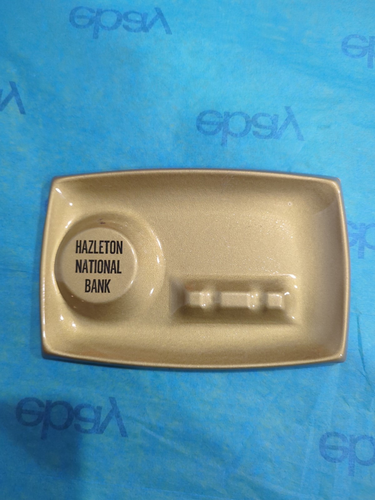 Vintage Hazelton National Bank advertising ashtray Pennsylvania Gold Color Metal