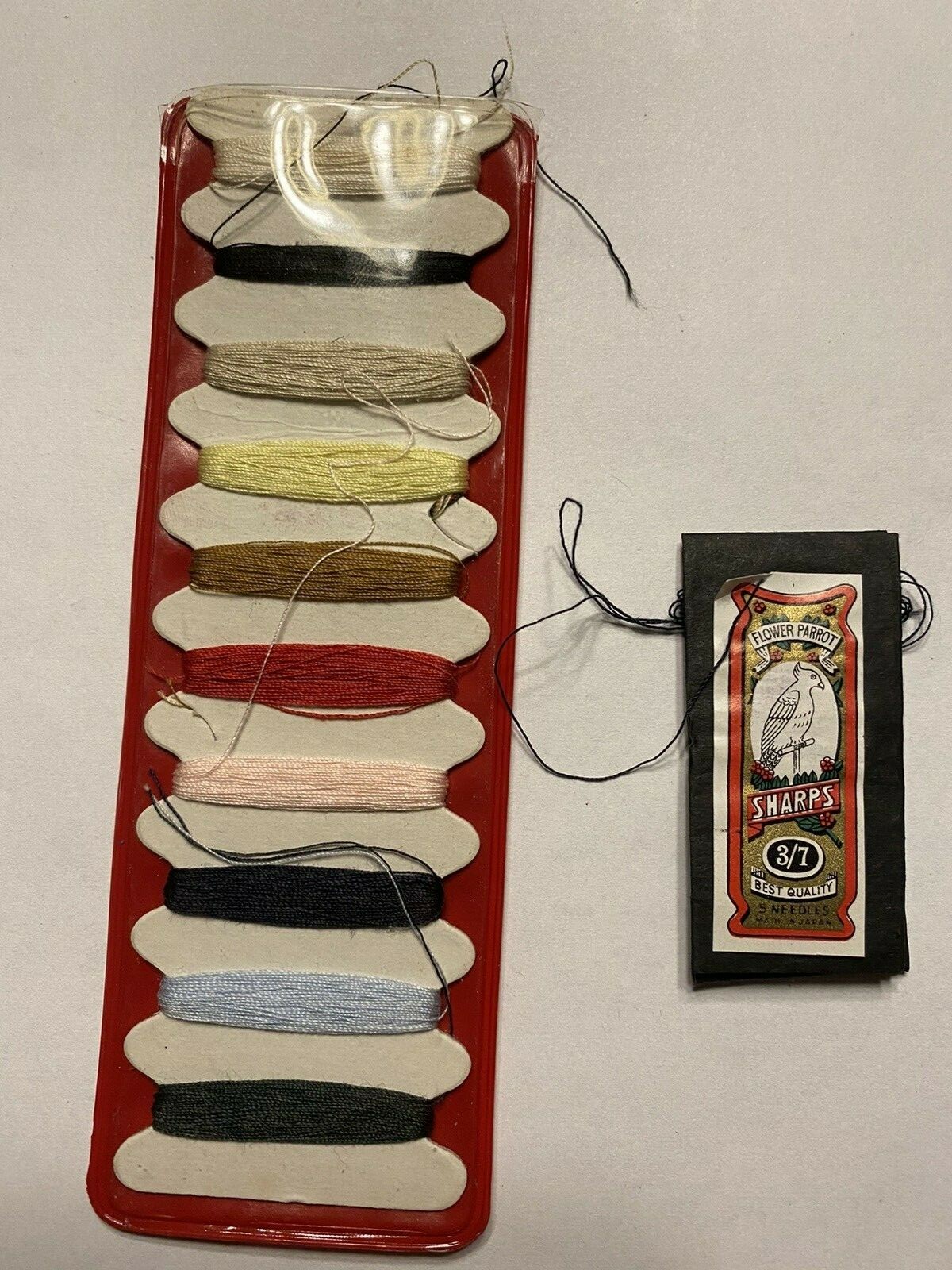 Vintage The Brooks Bank & Trust Co. Advertising Sharps Needle and Thread Set C3