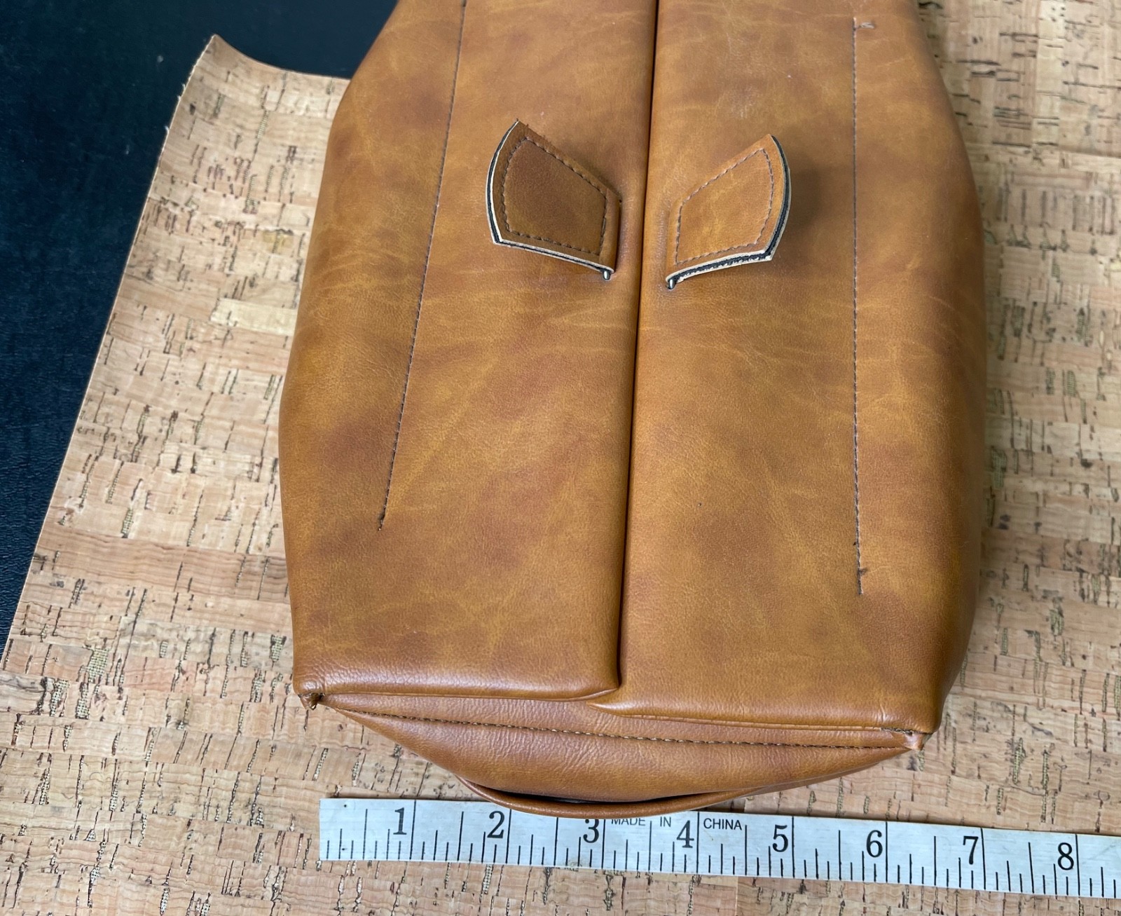 Vintage 1970’s Advertising Logo St Thomas Flip Top Valet Kit – Medium Brown