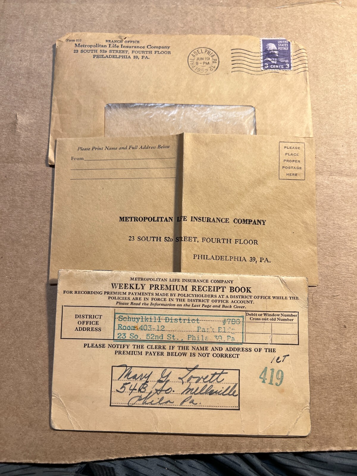 1952 Schuylkill PA Metropolitan Life Insurance Weekly Premium Receipt Book