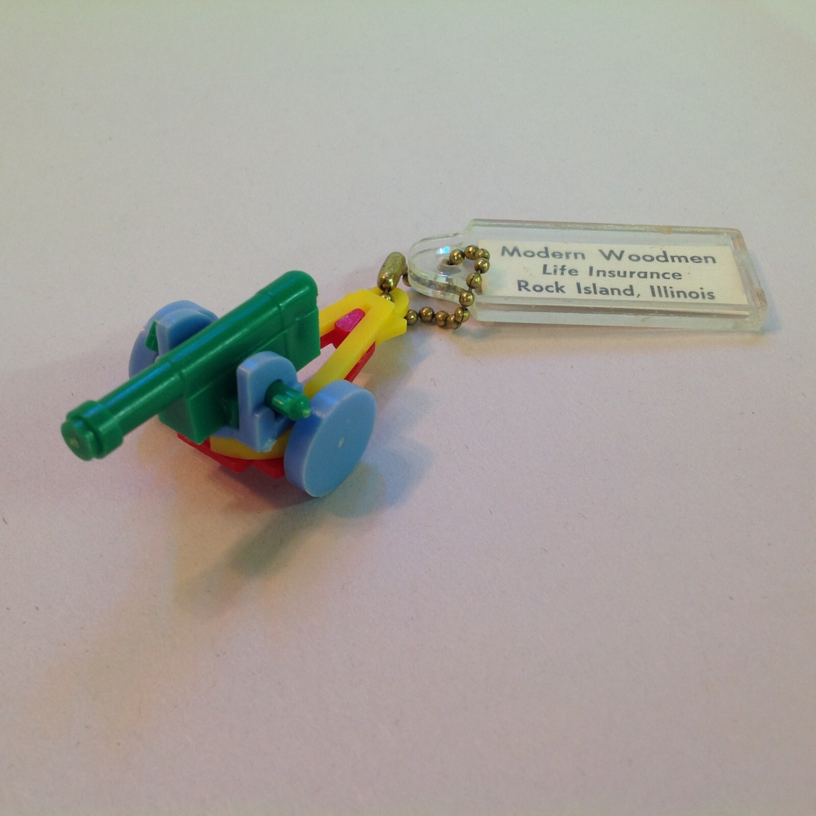 Vintage Souvenir Novelty Key Chain Modern Woodmen Life Insurance Rock Island, IL