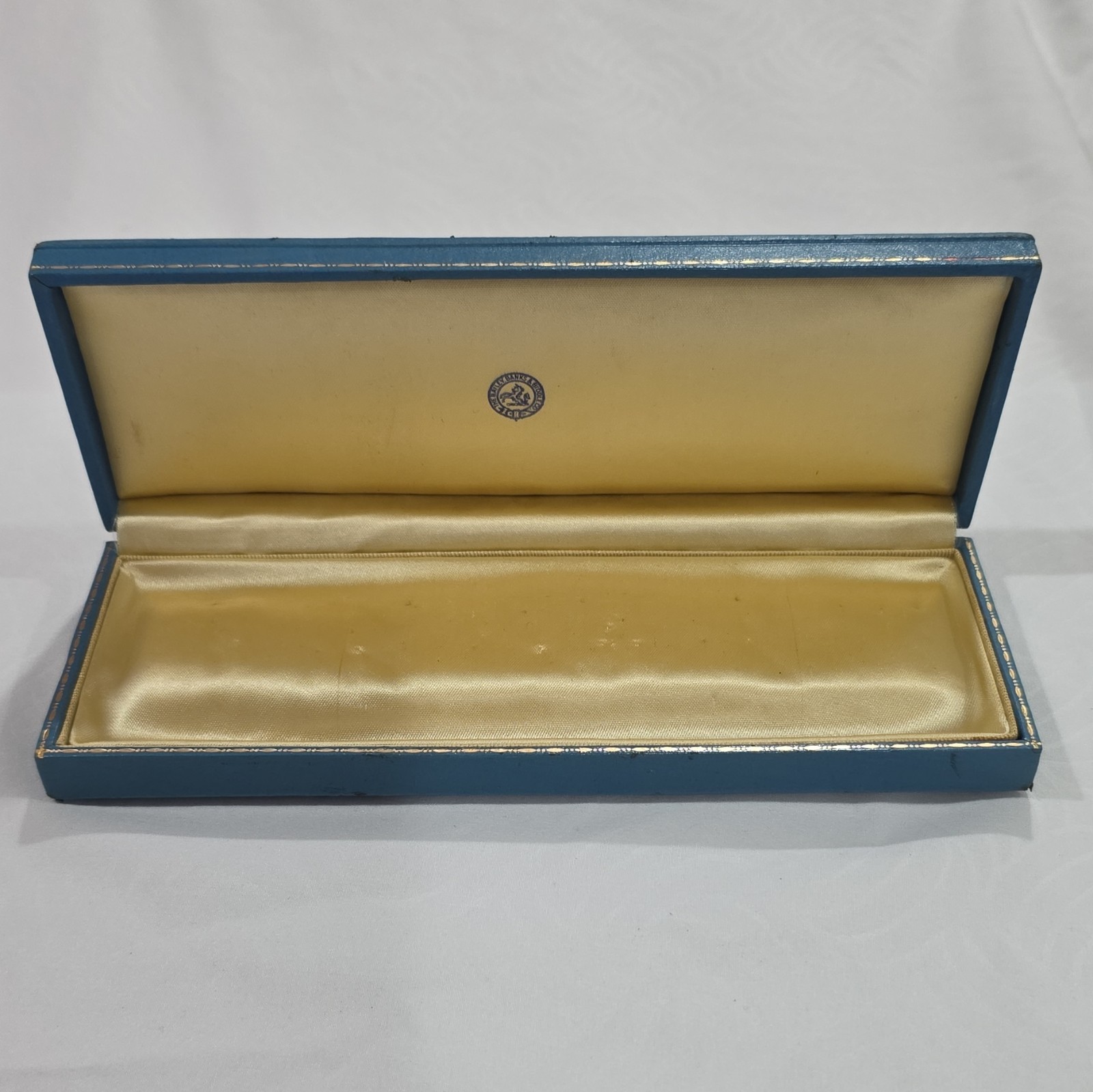 Rare Find Authentic. ( 1895- 1920s )The Bailey Banks & Biddle Co. Jewelry box