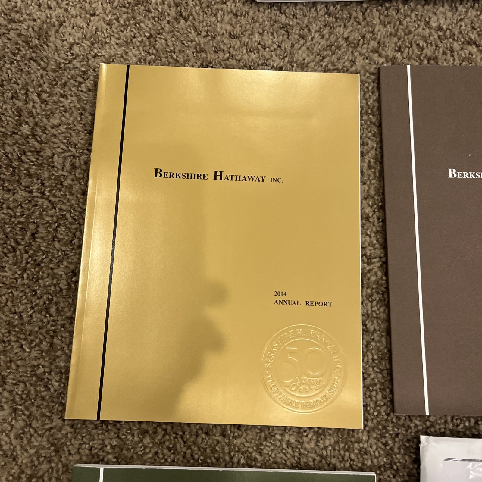 Lot 6 Berkshire Hathaway Annual Reports, Original Inserts Buffett 2013-2018