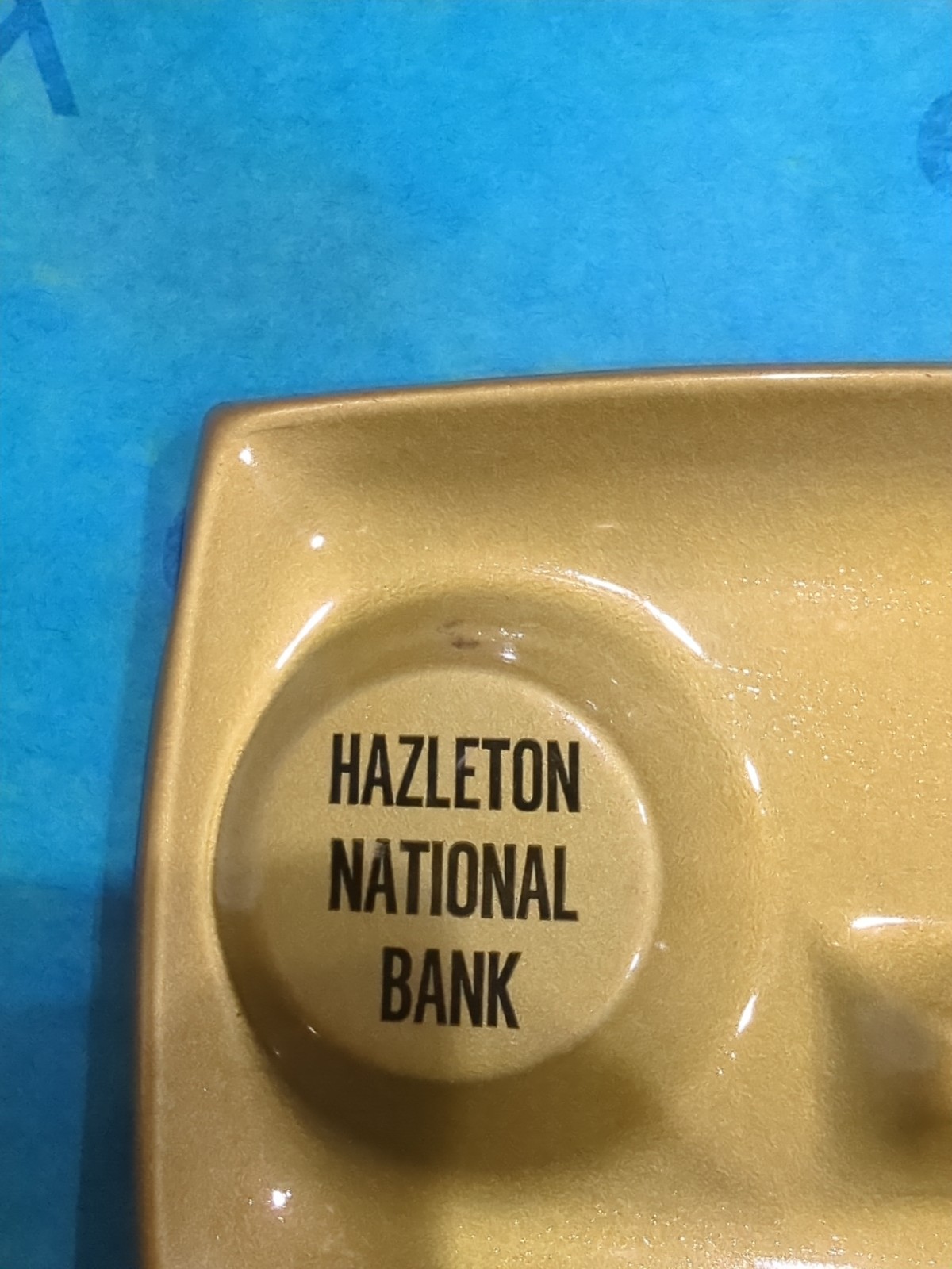 Vintage Hazelton National Bank advertising ashtray Pennsylvania Gold Color Metal