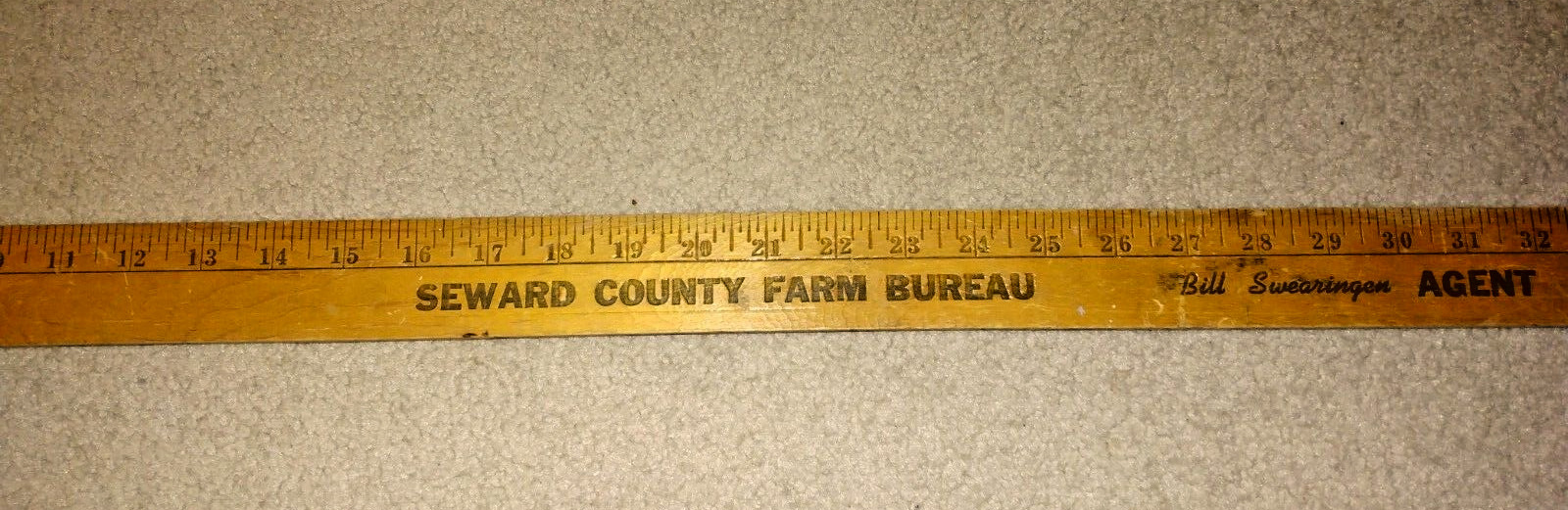VINTAGE 48″ YARDSTICK WOOD 70s CALENDAR BACK SEWARD COUNTY FARM BUREAU 1974-77