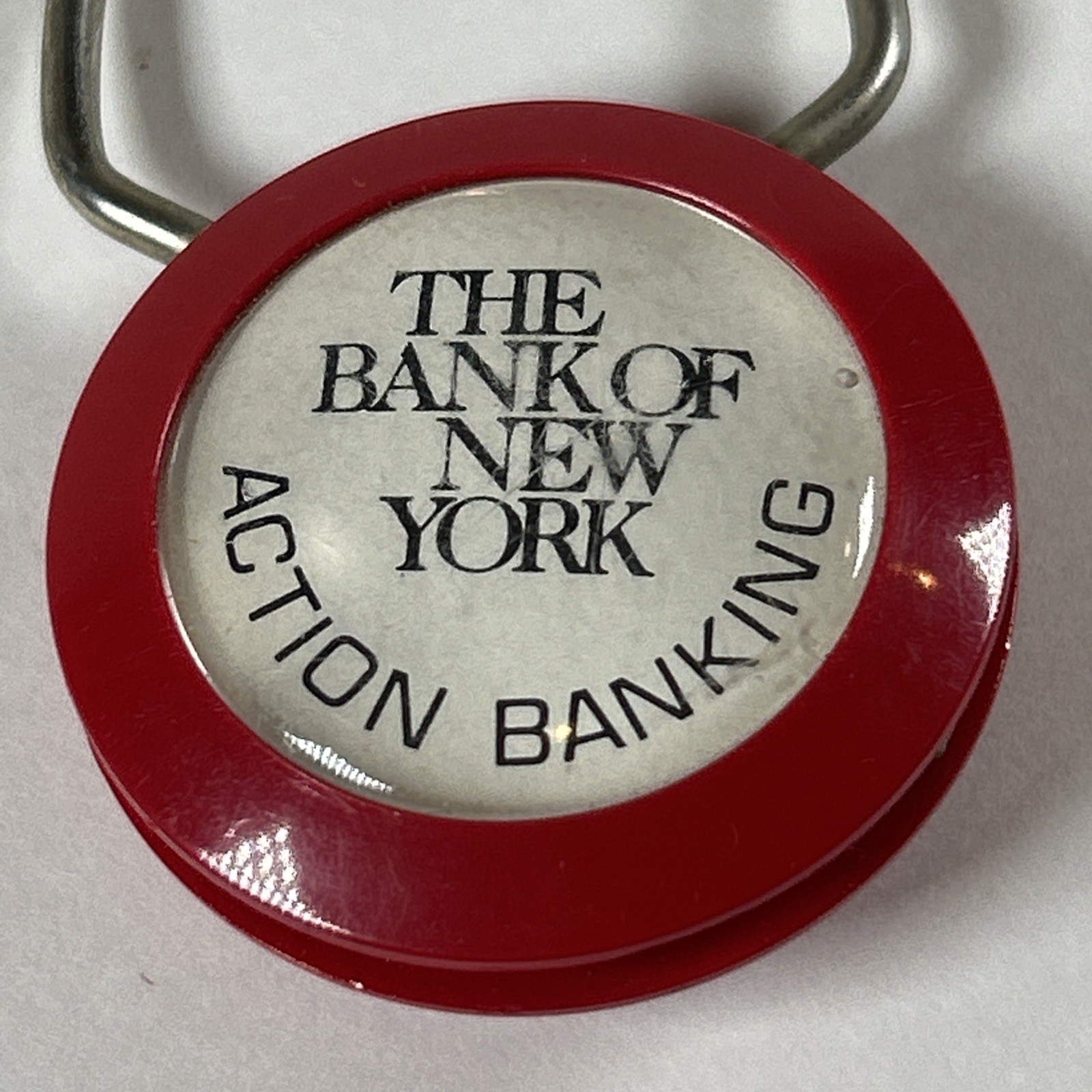 VINTAGE THE BANK OF NEW YORK “ACTION BANKING” PLASTIC KEYCHAIN, KEY RING