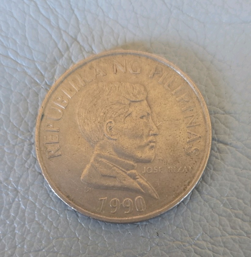 *Collect 1990 PHILIPPINES COIN ~1 PISO JOSE RIZAL REPUBLIKA PILIPINAS~Circulated