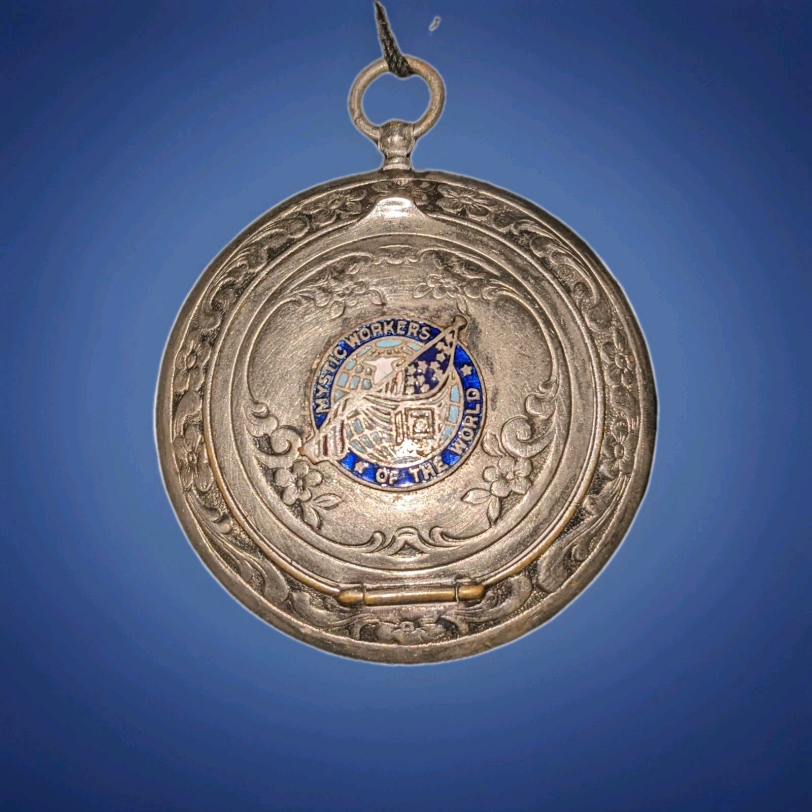 Mystic Workers of the World Pocket Compact @ 1920 w/Original Powder Puff Antique
