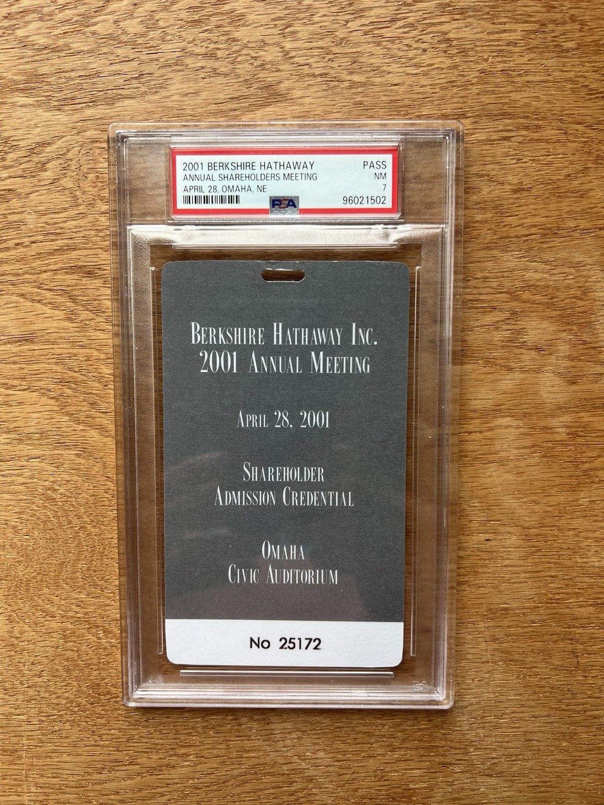 2001 Berkshire Hathaway Shareholder Meeting Pass Credential PSA Authenticated