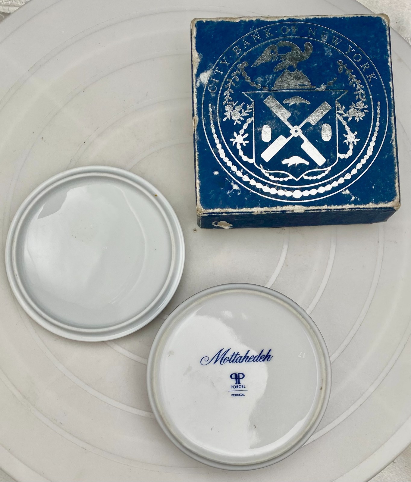 200th ANNIV. CITI BANK VANITY JEWELRY ROUND PORCELAIN BOX w/CASE + GLASS ASHTRAY
