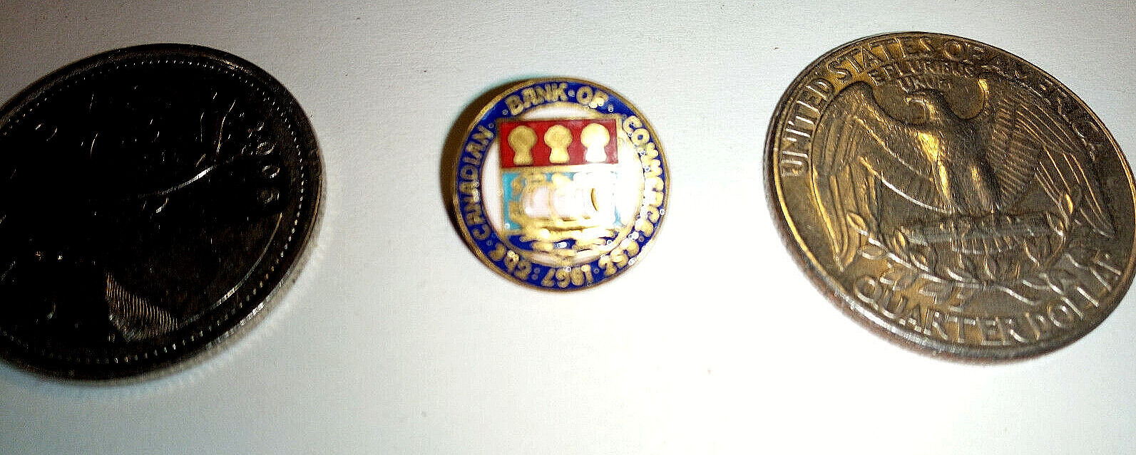 Vintage The Canadian Bank Of Commerce Est 1867 Enamel Lapel Hat Pin