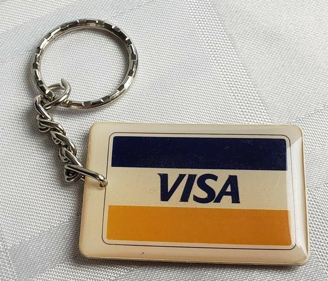 1970’S VISA BANKING ADVERTISING KEYCHAIN ORIGINAL VINTAGE RETRO AD PLASTIC WEAR