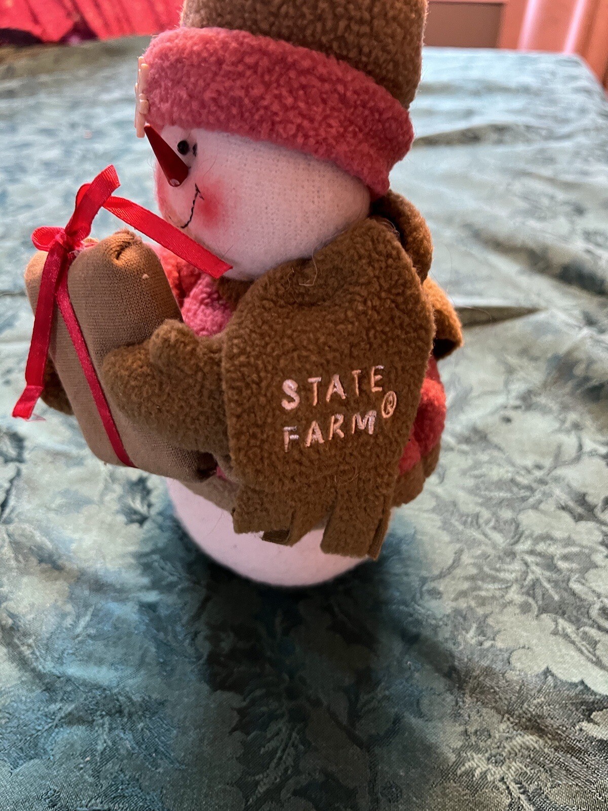 State Farm Insurance – Stuffed Snowman – Green Hat And Scarf Holding Present