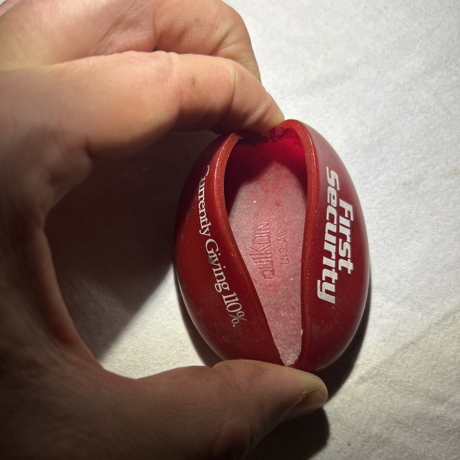 Vintage First Security Red Rubber Squeeze Coin Purse Pouch Advertising Quikoin