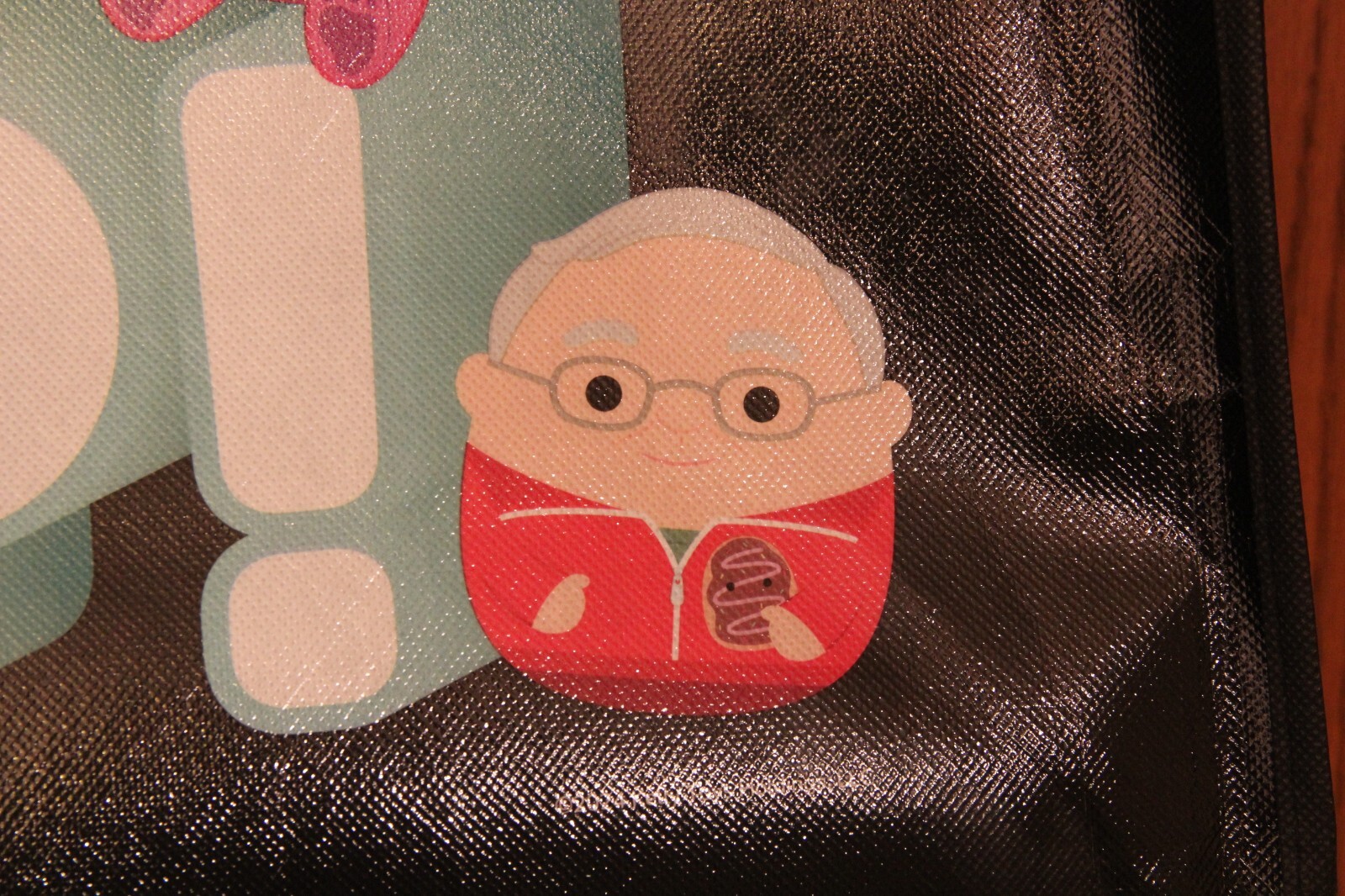 BERKSHIRE HATHAWAY ANNUAL MEETING SQUISHMALLOWS LARGE TOTE BAG WARREN BUFFETT