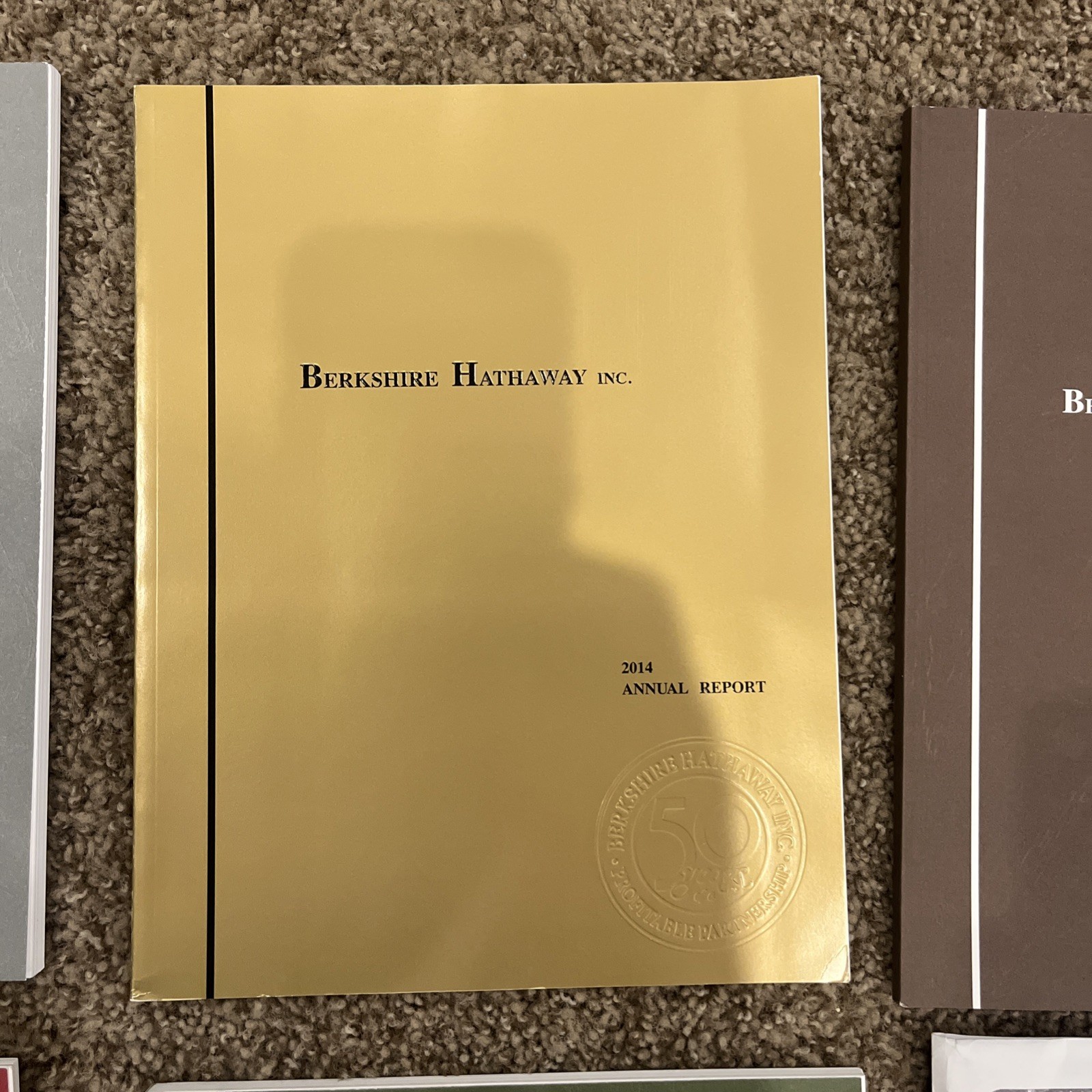 Lot 6 Berkshire Hathaway Annual Reports, Original Inserts Buffett 2013-2018