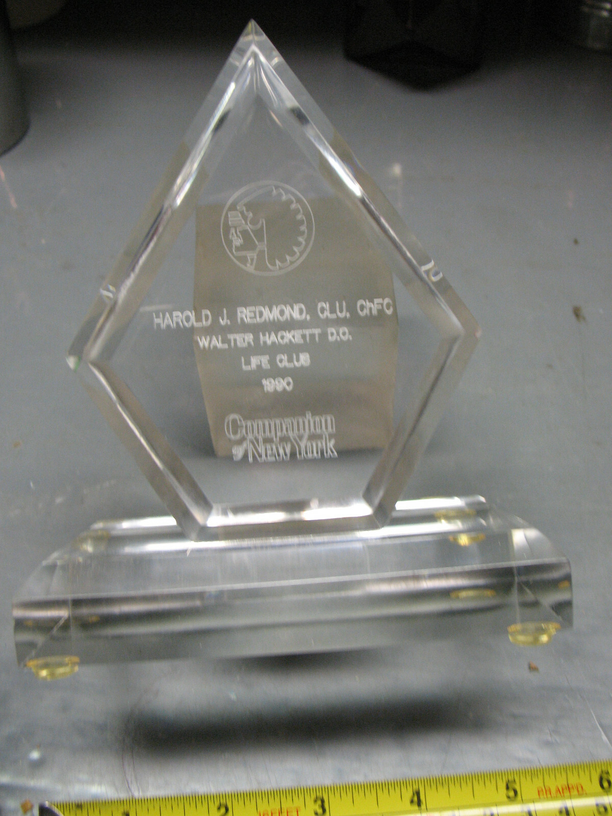 MUTUALOF OMAHA LIFE CLUB COMPANION OF N Y HAROLD REDMOND CLU.ChFC 1990 LUCITE