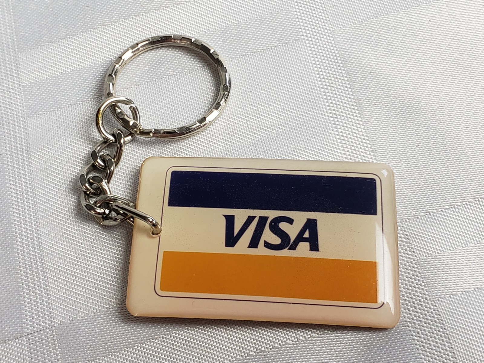 1970’S VISA BANKING ADVERTISING KEYCHAIN ORIGINAL VINTAGE RETRO AD PLASTIC WEAR