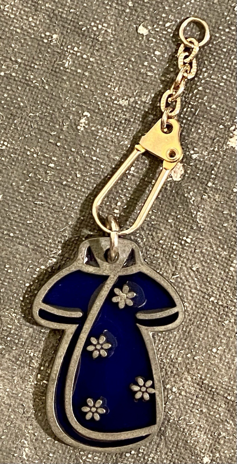 Collectable WaMu Washington Mutual Keychain Charm Is It A Kimono