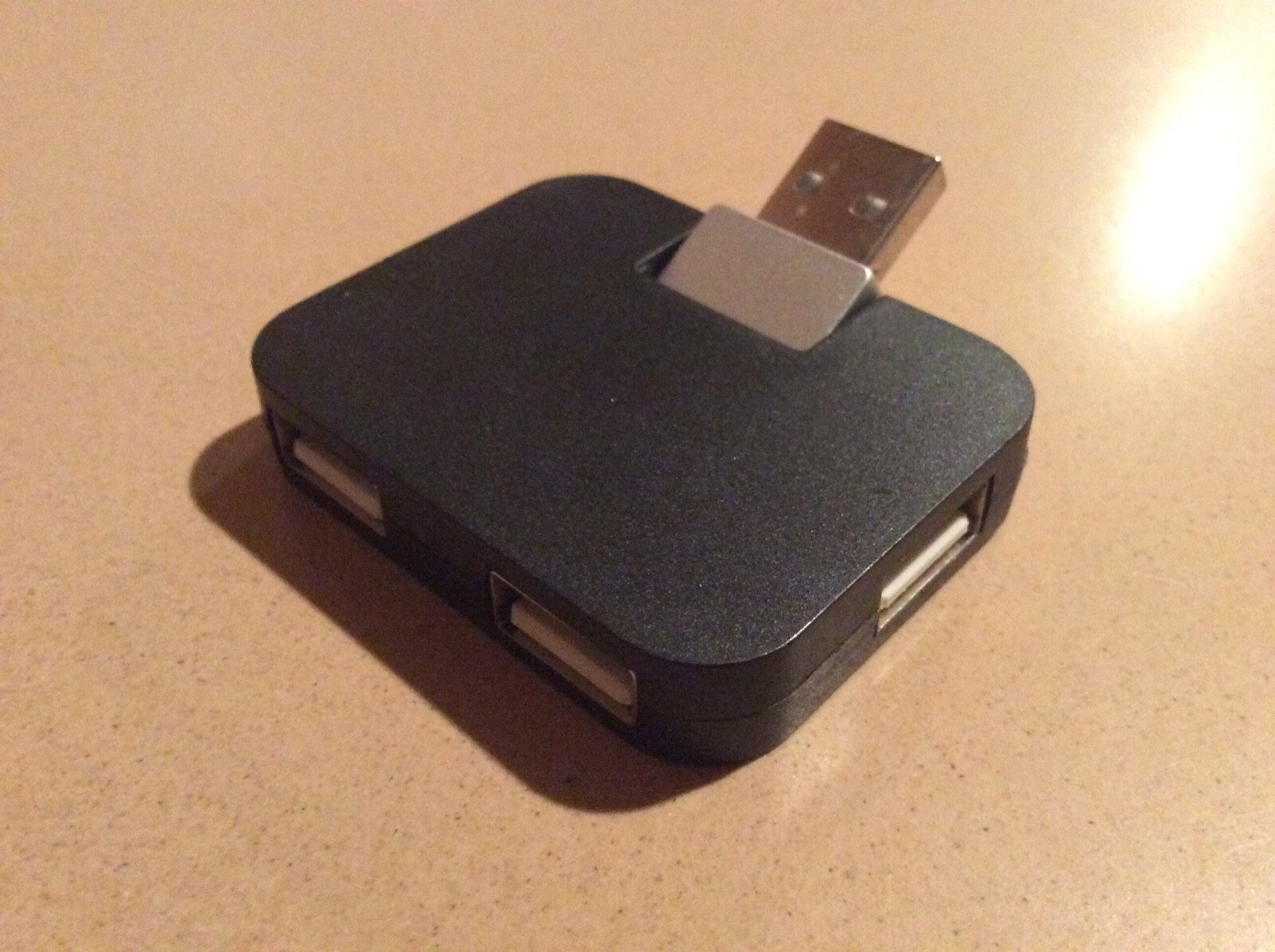 WELLS FARGO Car Cigarette Lighter USB Charger Multi-USB Adapter & Ear Buds Black