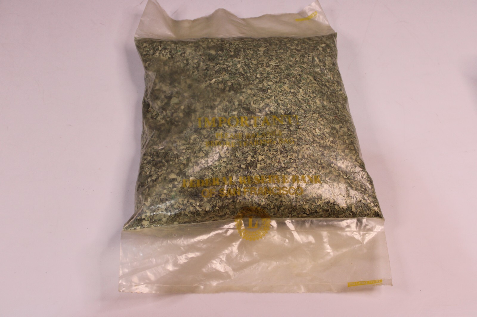 Large Bag Shredded U.S. Currency Federal Reserve Bank of San Francisco 12″x11″x2
