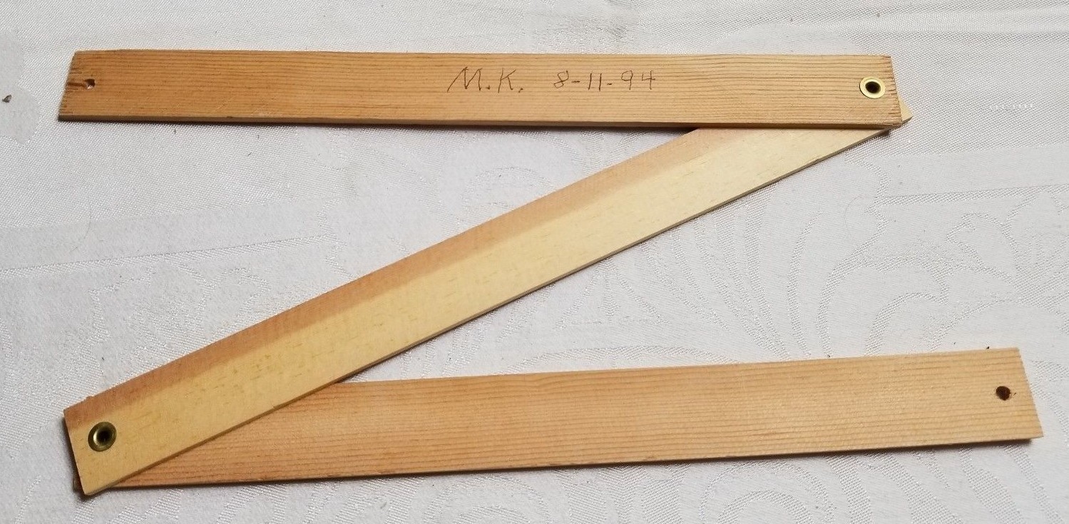 Vintage FIRST NATIONAL BANK of SIOUX CENTER IOWA Wood 1 Yard Ruler FOLDABLE