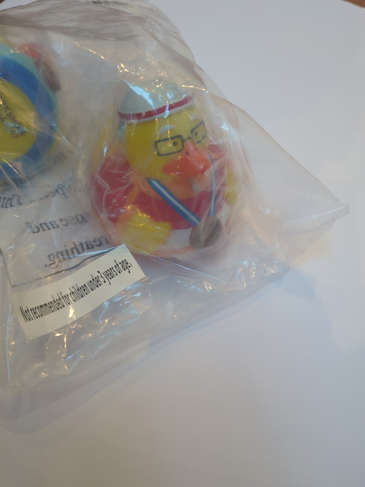 NEW! Berkshire Hathaway 2024 Rubber Ducks Warren Buffett Charlie Munger – Sealed