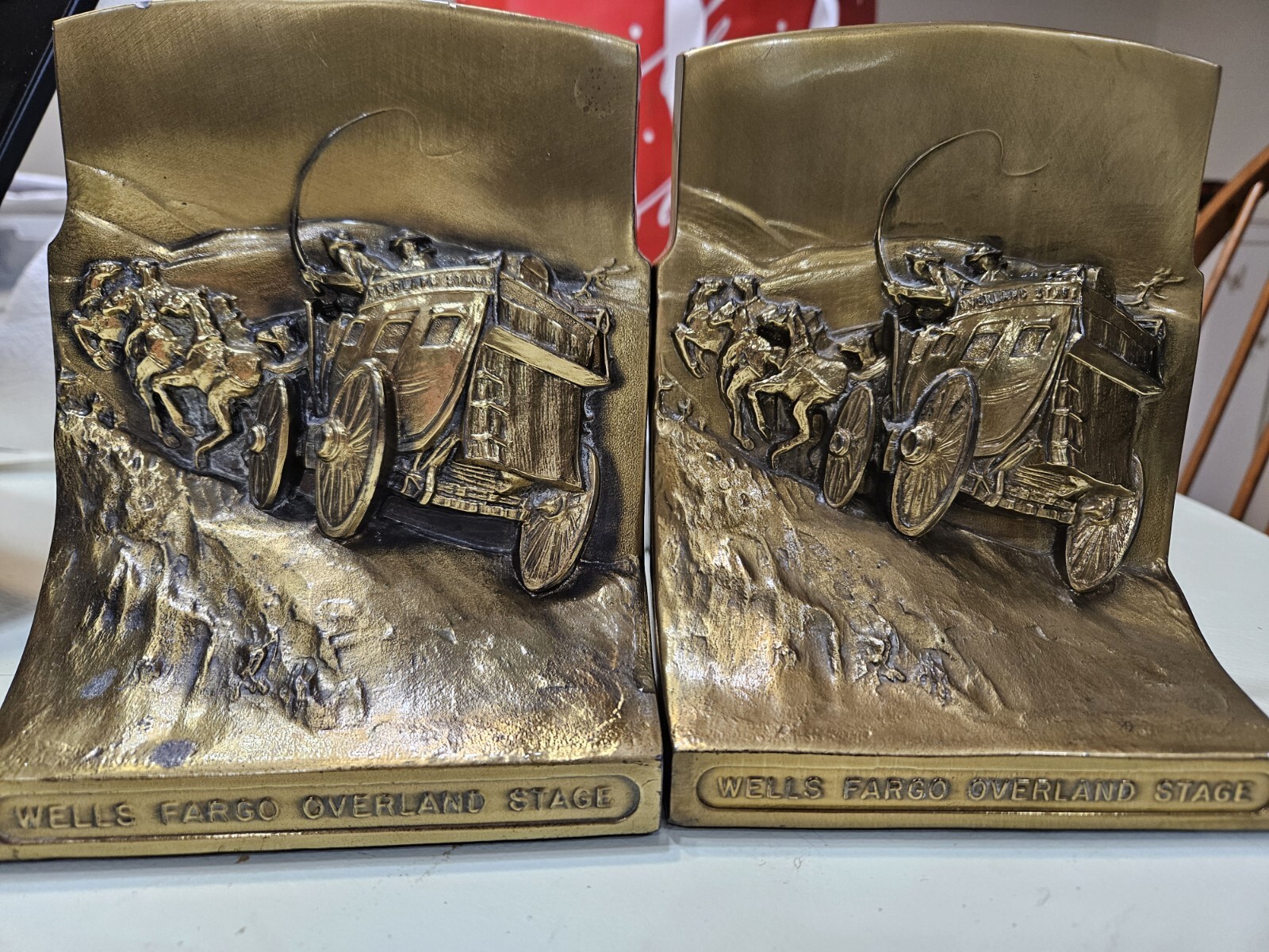 Wells Fargo Bank Overland Stage Book Ends Stagecoach Horses Gold Tone Heavy