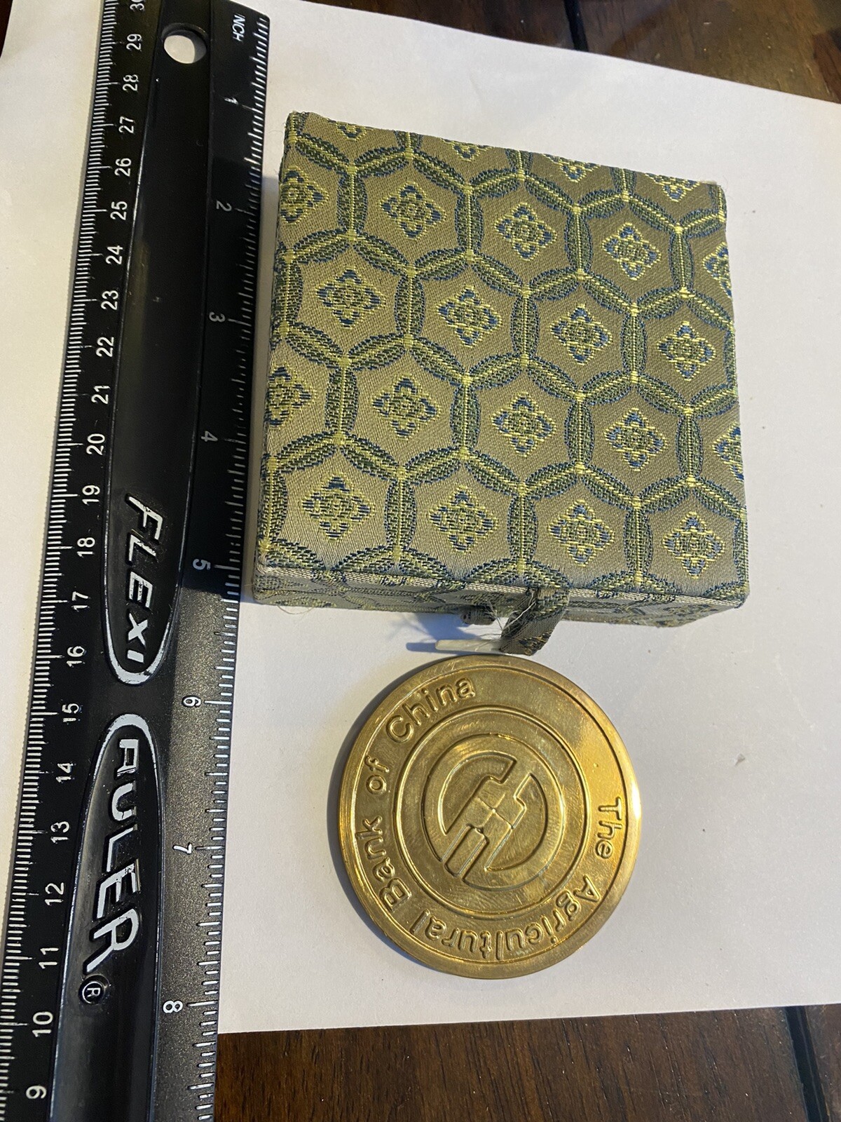 THE BANK OF CHINA – BRASS DOUBLE-SIDED MEDAL IN ORIGINAL DISPLAY CASE LOOK!