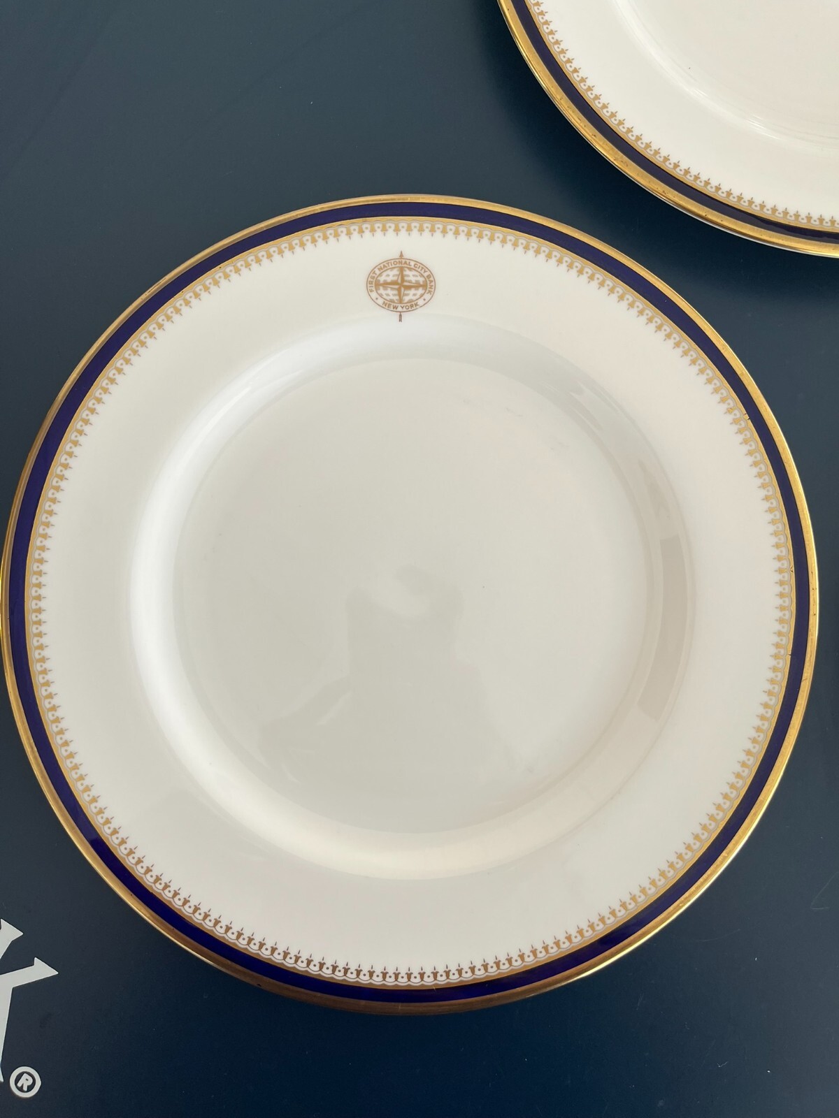 FIRST NATIONAL CITY BANK NY SPODE KNIGHTSBRIDGE COBALT 3 DINNER PLATES RARE!