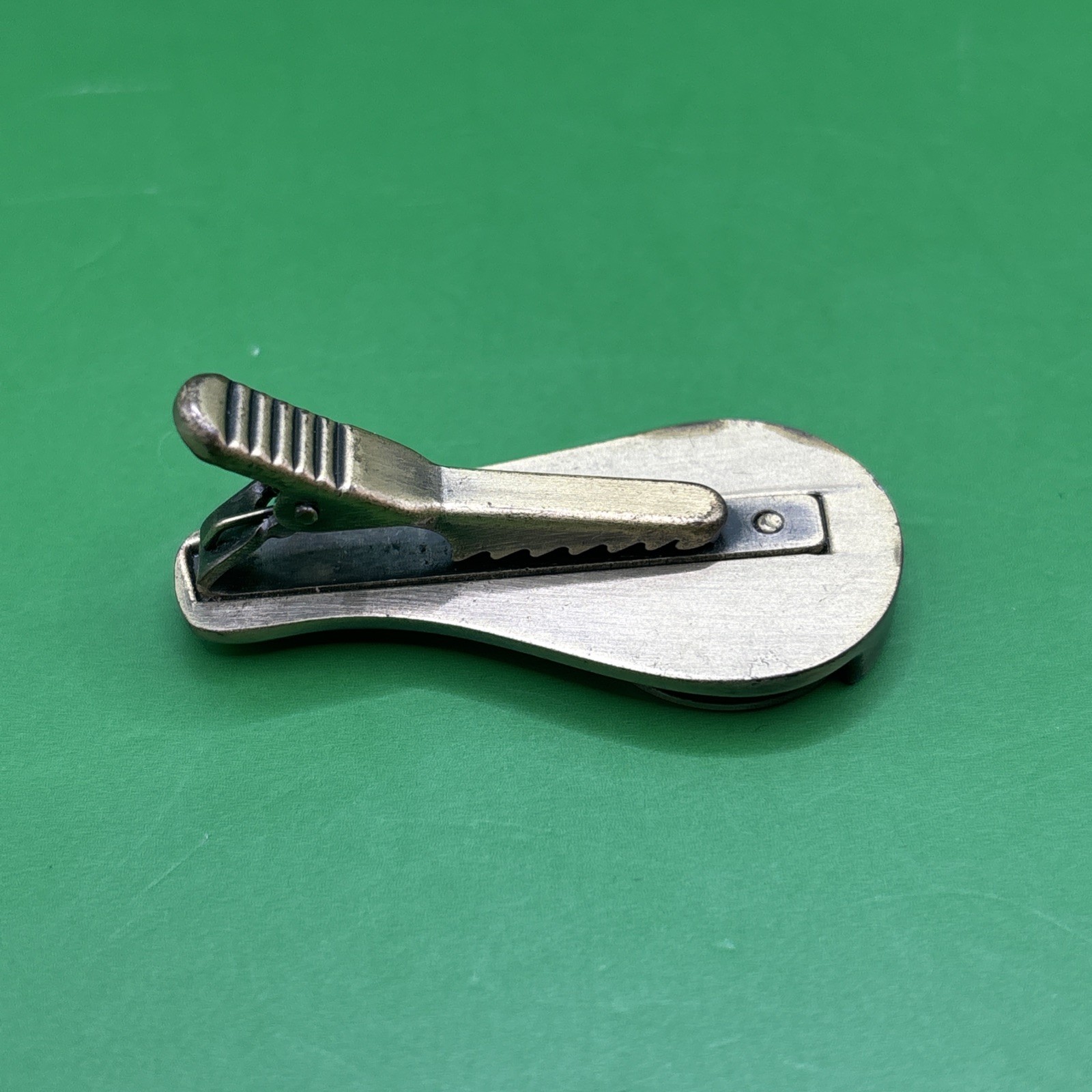 2006 COUNTRY Financial Youth Golf Classic 5th Anniversary Ball Marker Hat Clip