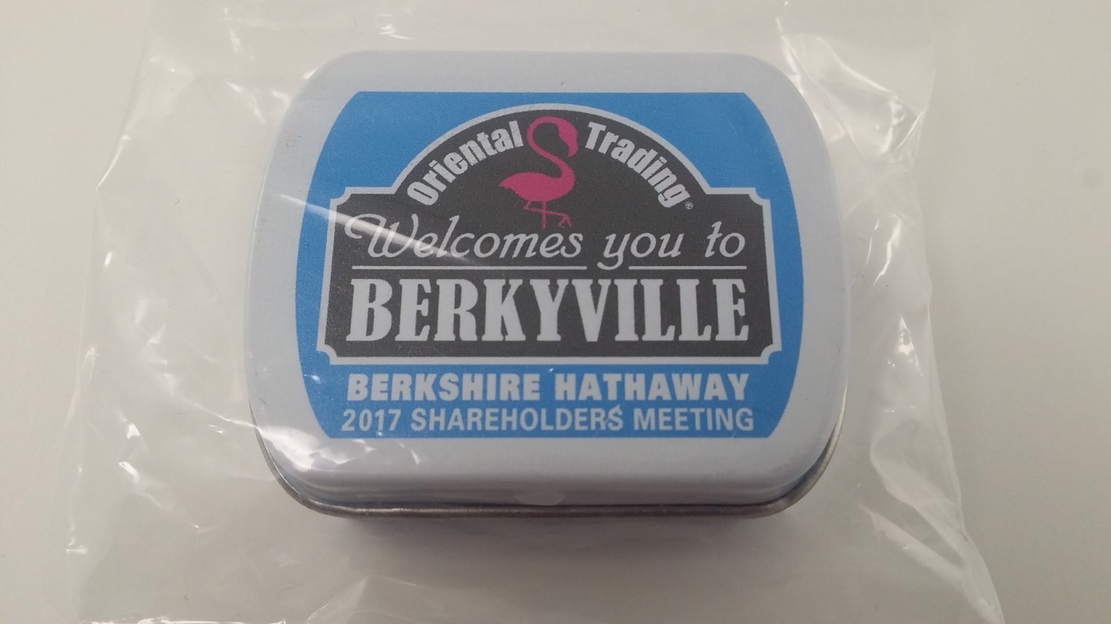 NEW! Rare 2017 Berkshire Hathaway Meeting Mint Tin – Warren Buffett- BRK COLLECT