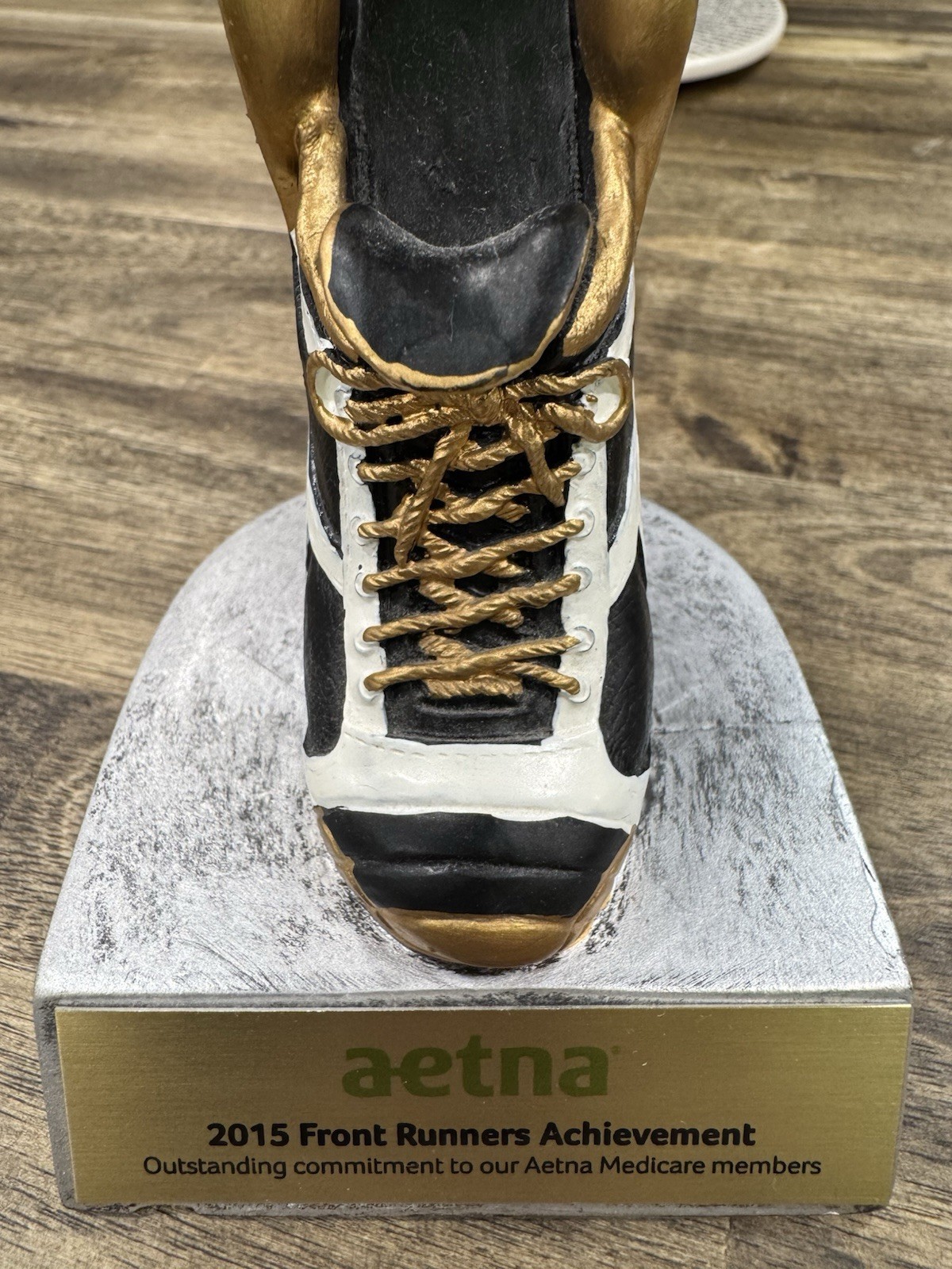 Aetna Front Runner Achievement Award Trophy Aetna/CVS