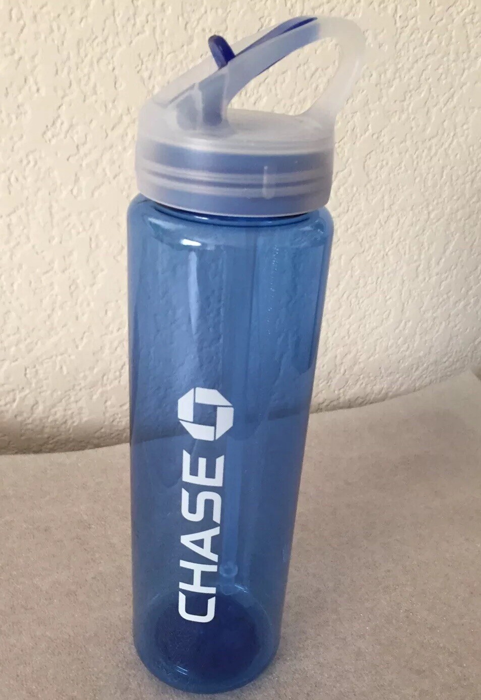 New CHASE BANK Light Blue Plastic Water Bottle With Flip Straw