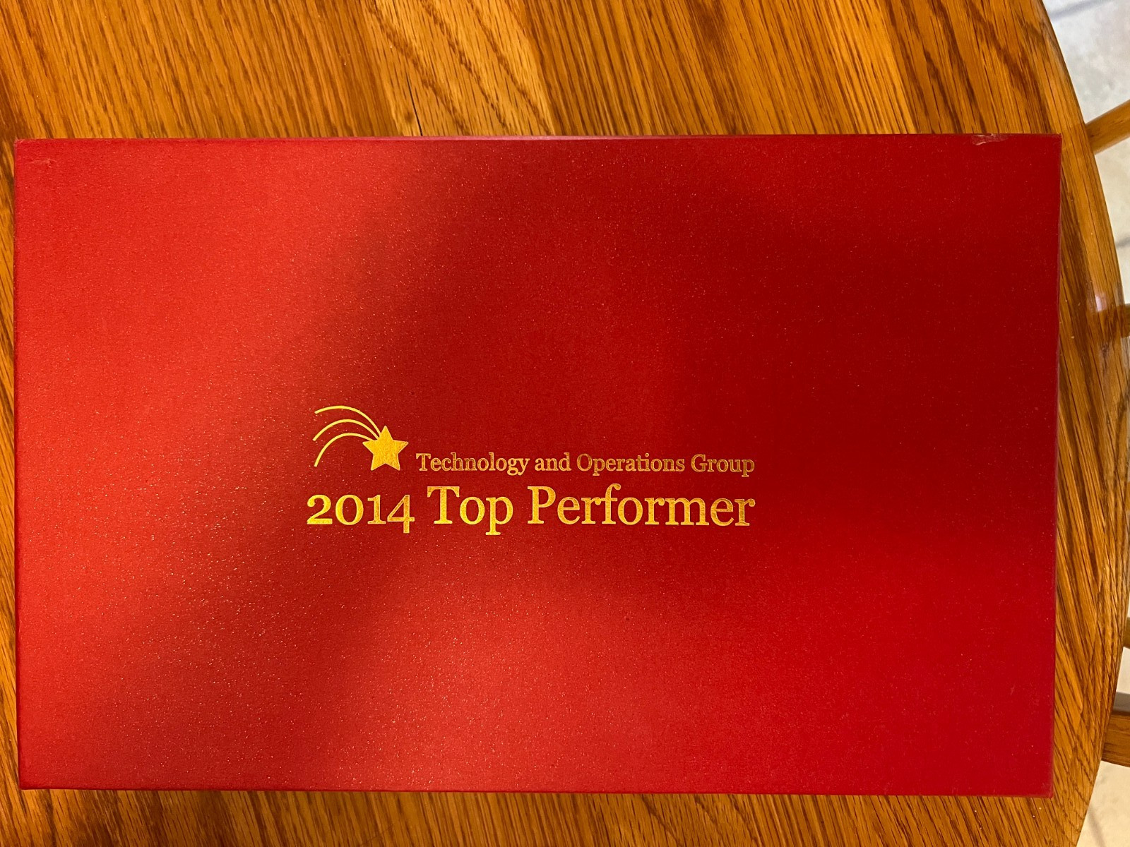 Wells Fargo 10Item Lot – Top Performer Award and Digital Picture Frame, misc pin