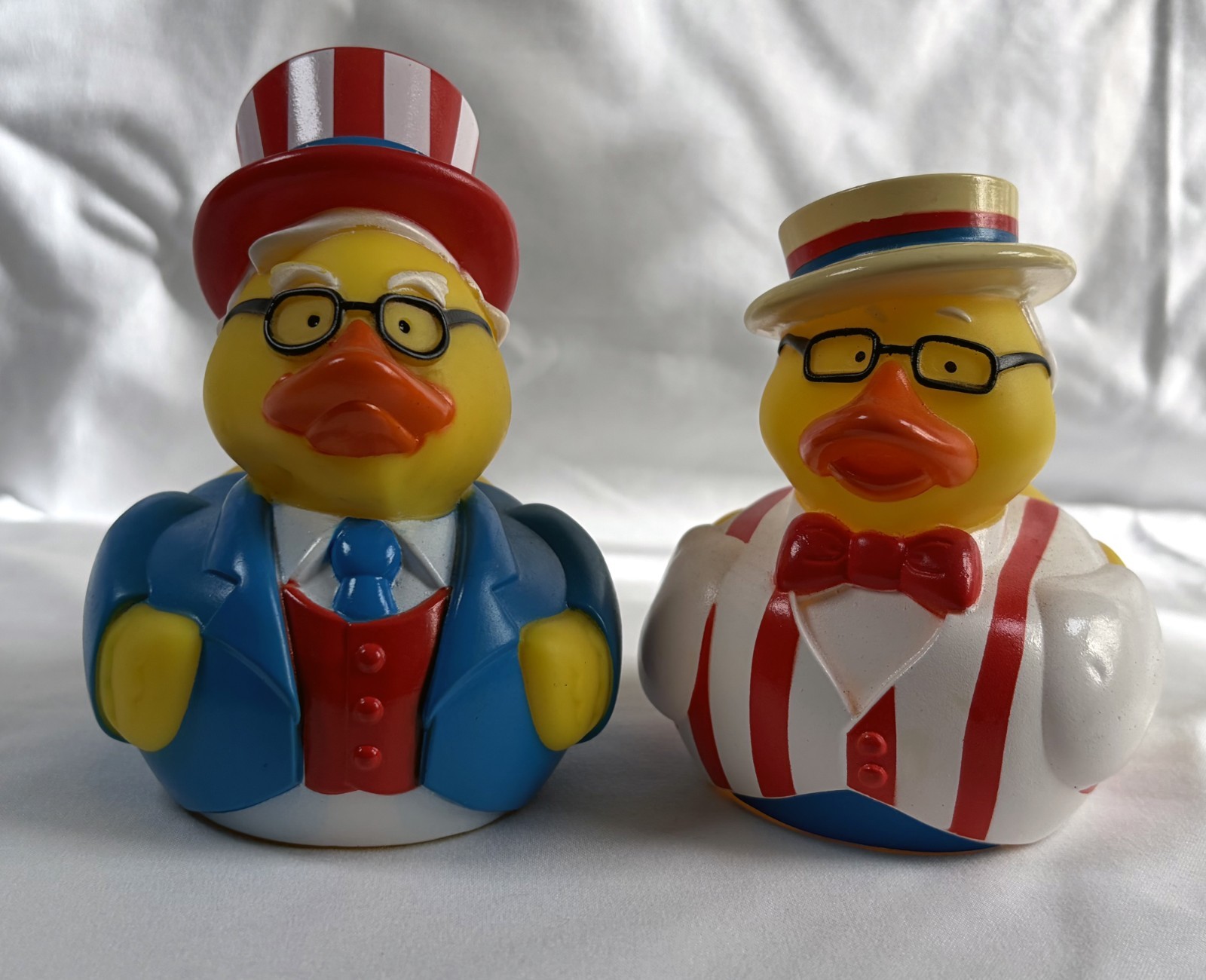 2 Berkshire Hathaway 2020 Rubber Ducks Warren Buffett Charlie Munger