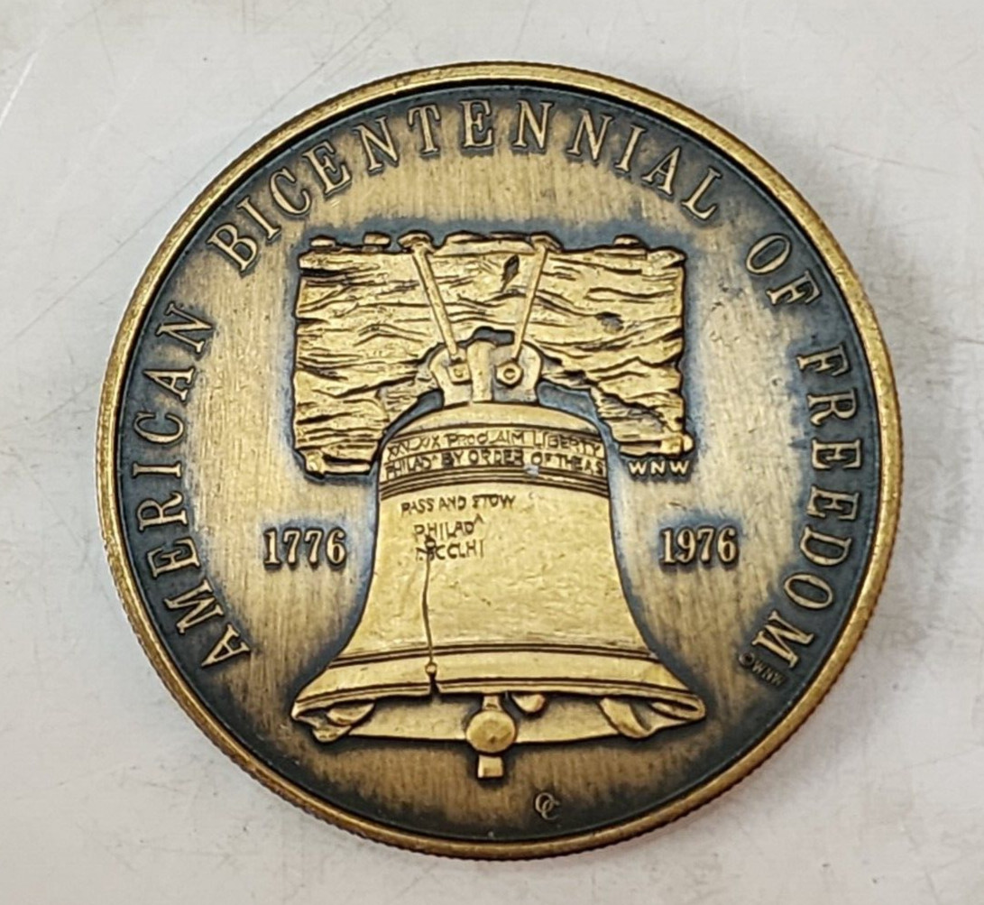 1976 First National Bank, Perryton Texas 70 Years of Service Coin, Liberty Bell