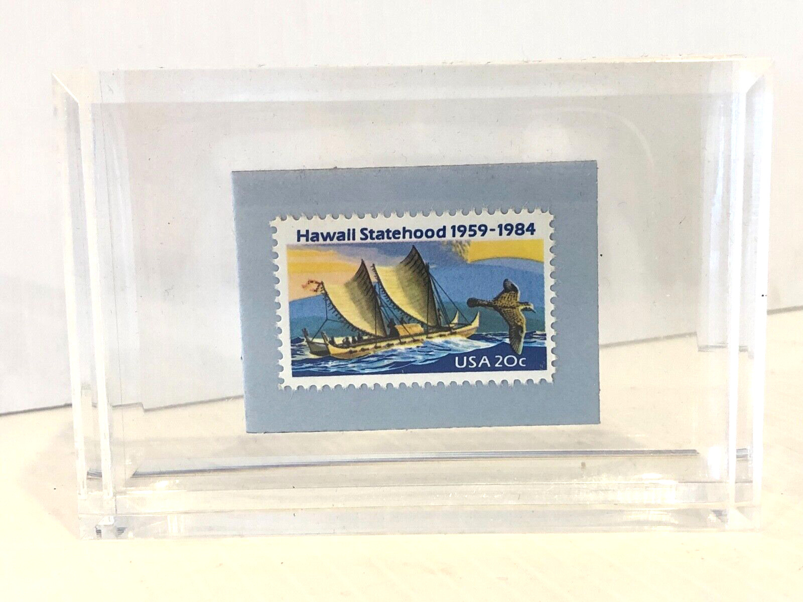 Vintage GRUNTAL & CO. Paper Weight Kapalua ’95 Hawaii Statehood Stamp In Lucite