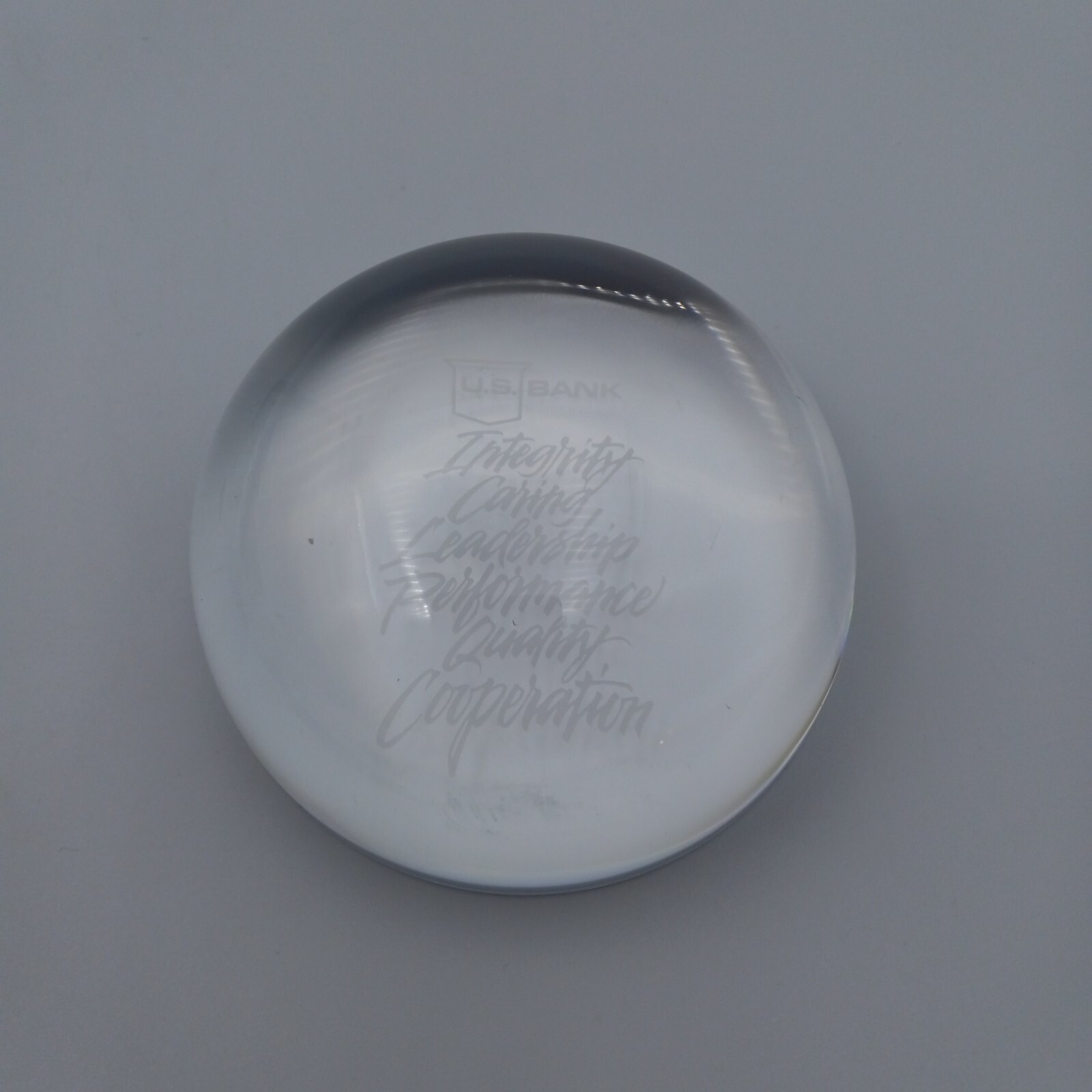US Bank Glass Paperweight Advertising Desk Decor Bancorp Oregon Minnesota *M$
