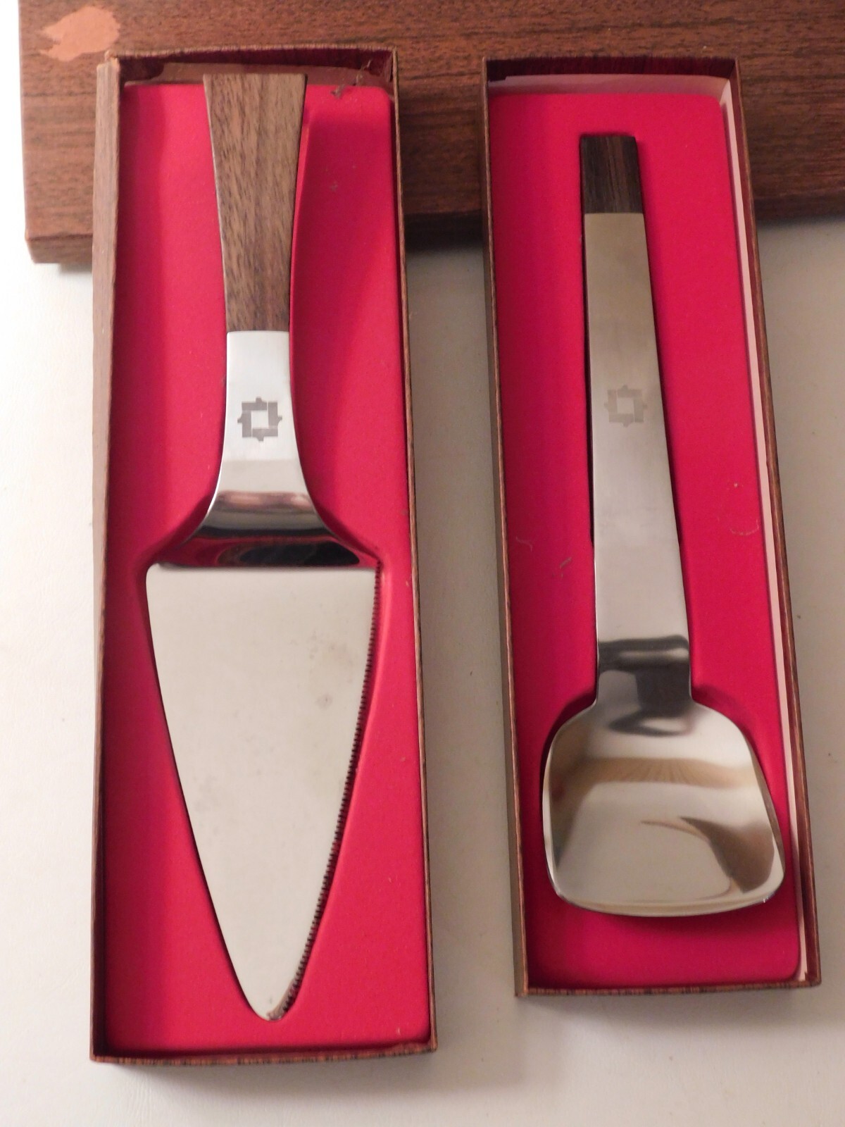 First Of America Bank Gift Award Spoon Cake Server Wooden Handles