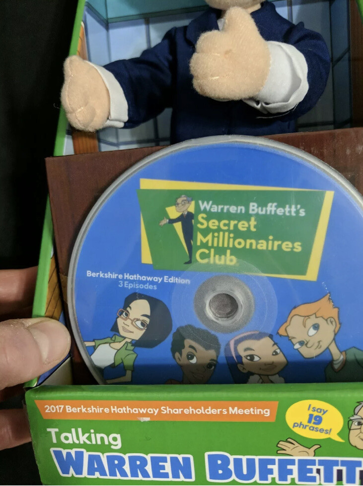 Talking Warren Buffett Doll – Figure