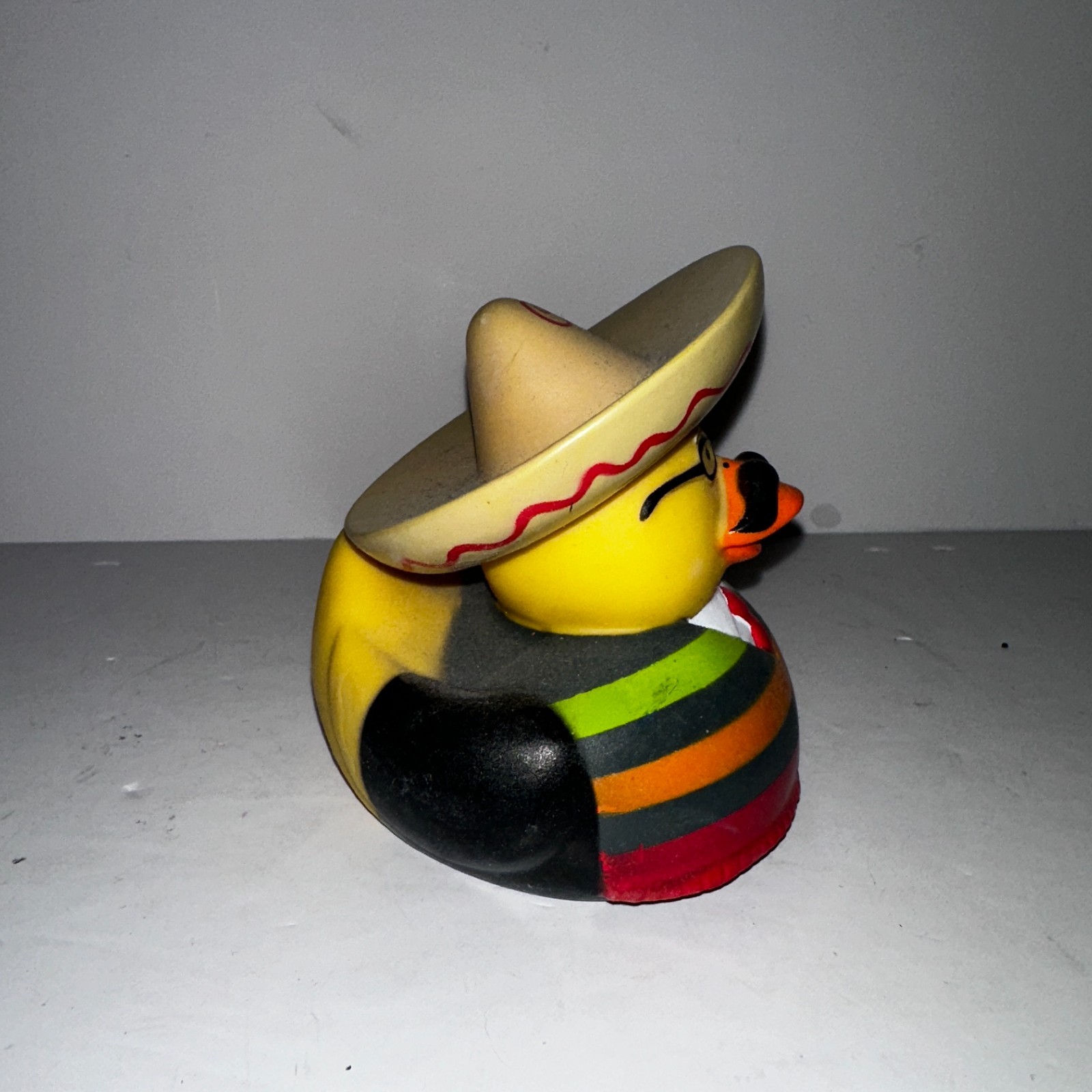 Berkshire Hathaway 2014 Charlie Munger Rubber Duck – Mariachi ducky