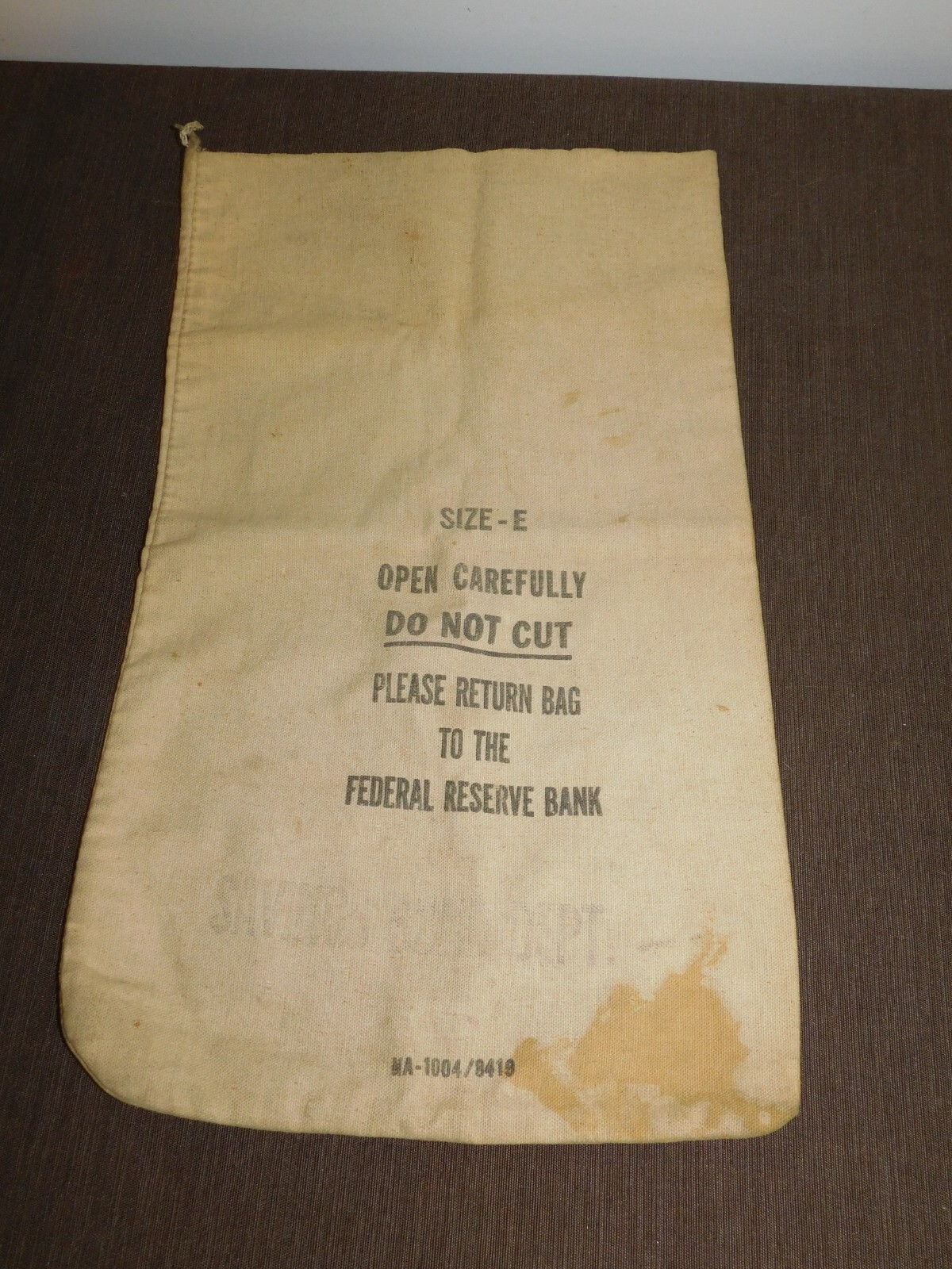 VINTAGE MONEY COINS FEDERAL RESERVE BANK CLOTH BAG 19″ X 11″
