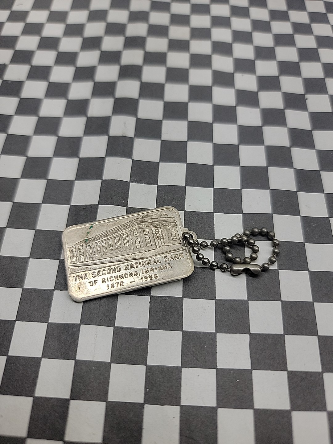 Richmond, Ind. THE SECOND NATIONAL BANK 1872-1956 Keychain / Fob /1025-bf1