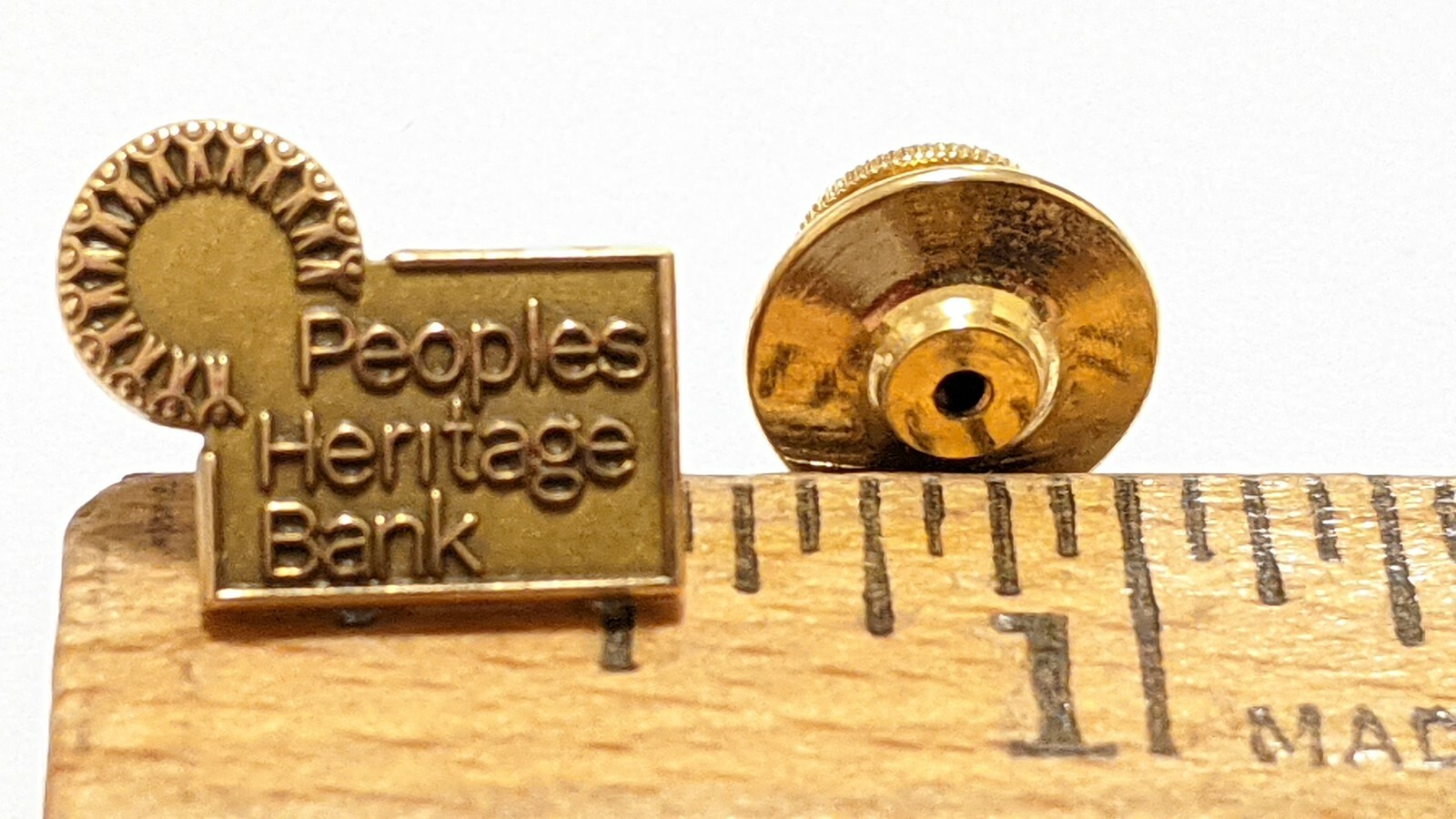VINTAGE PEOPLES HERITAGE BANK GOLD FILLED PIN